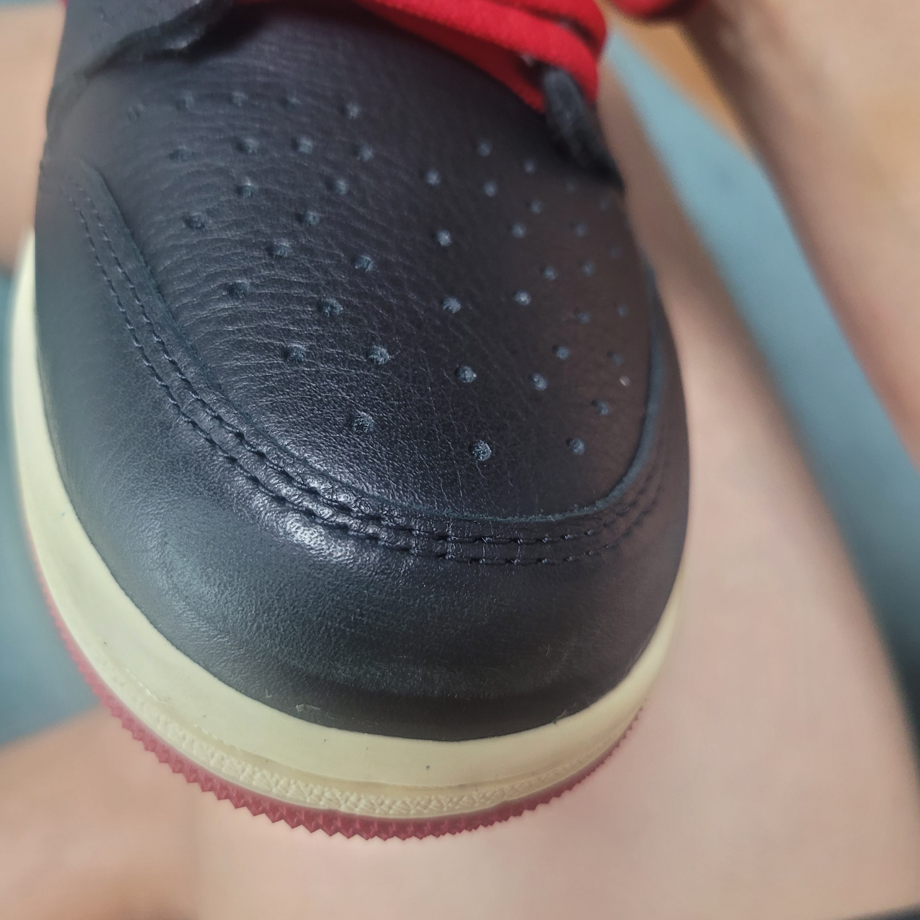 Jordan 1 x Nigel Sylvester Retro Low OG Better With Time 착용 스타일 - 4