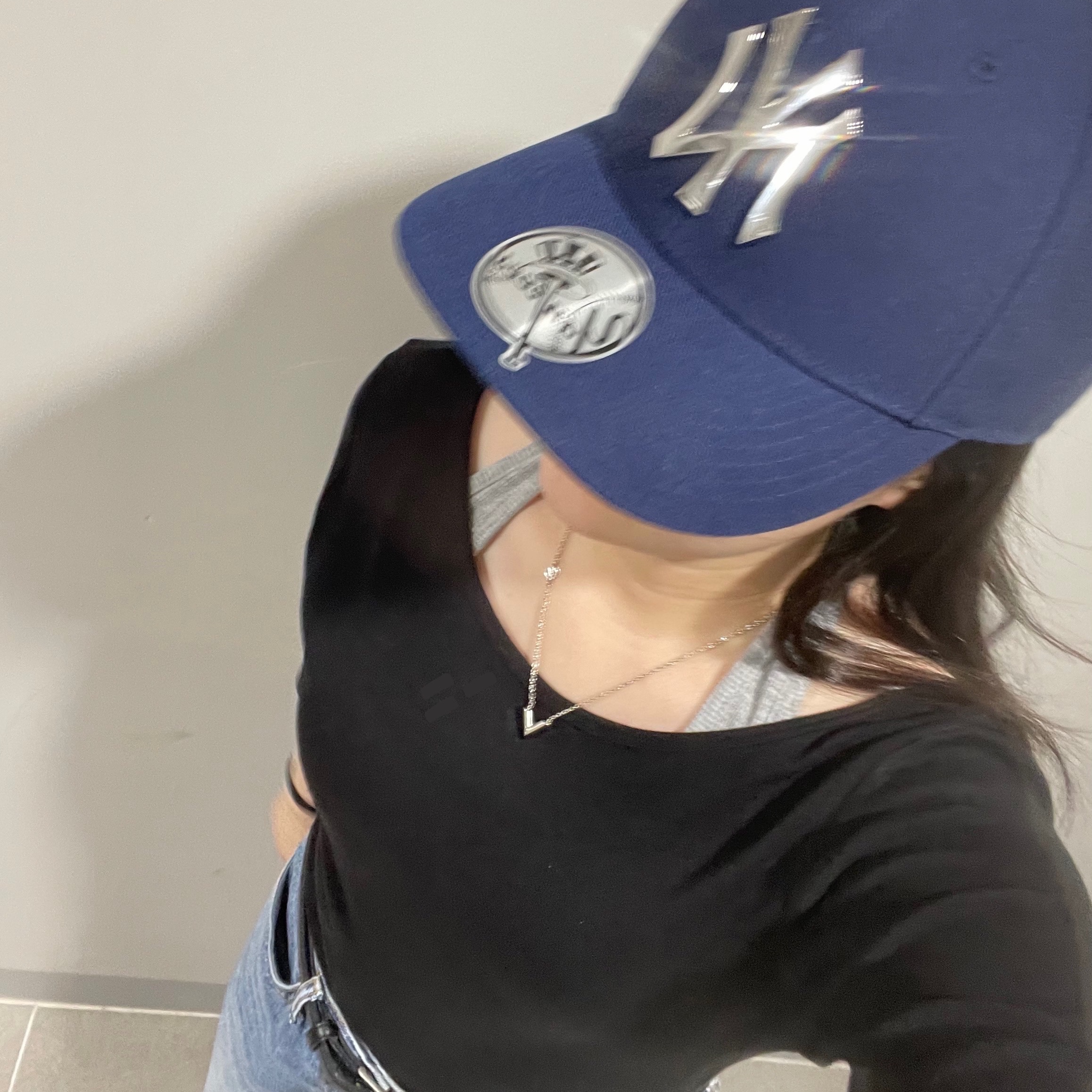 MLB Karina Exclusive Structured Ball Cap New York Yankees Navy 착용 스타일 - 3