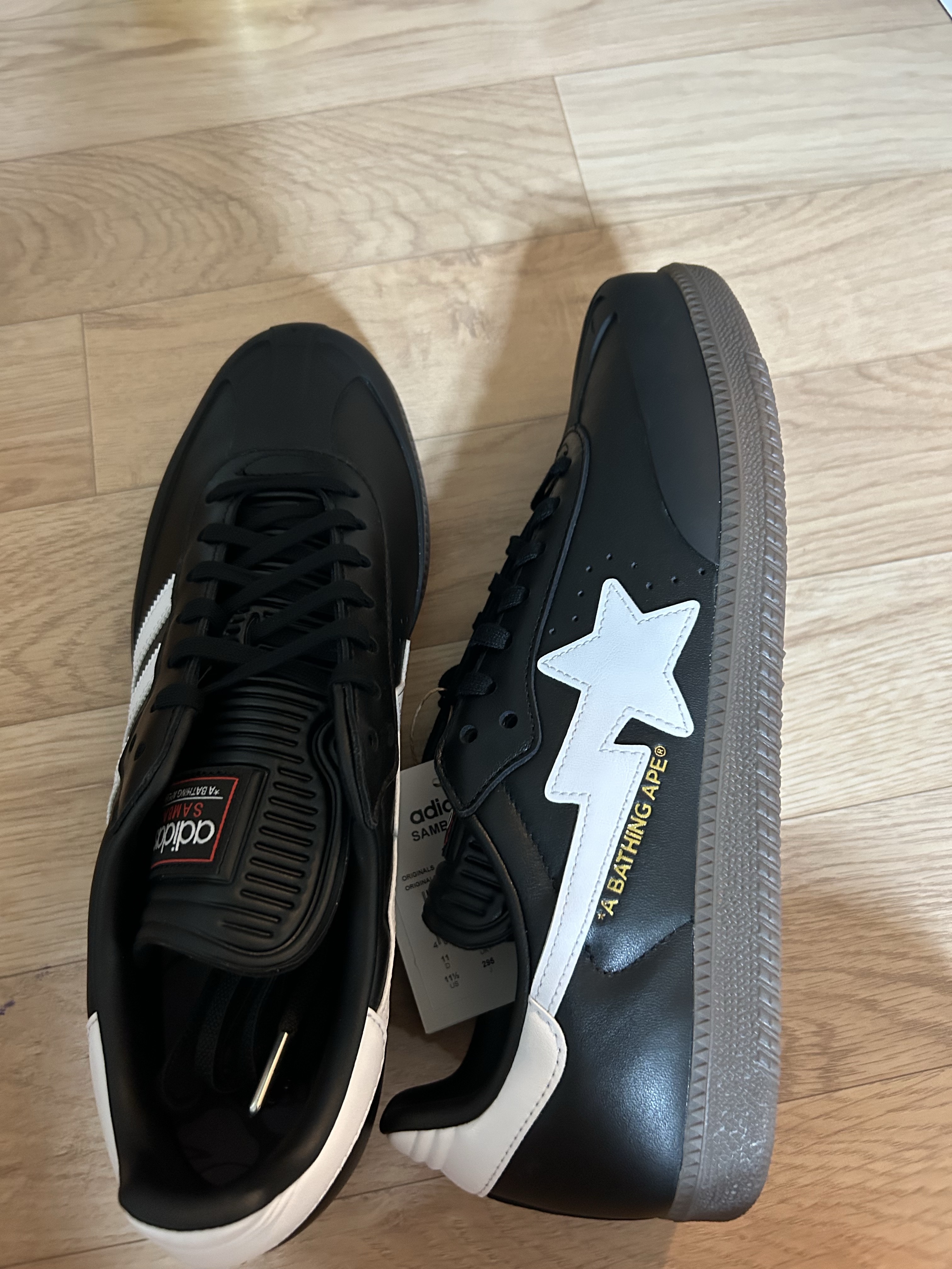 Adidas x BAPE Samba Core Black Footwear White 착용 스타일