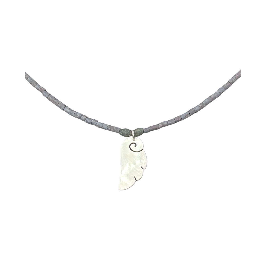 SLN542 SANLI Angel Wing Choker
