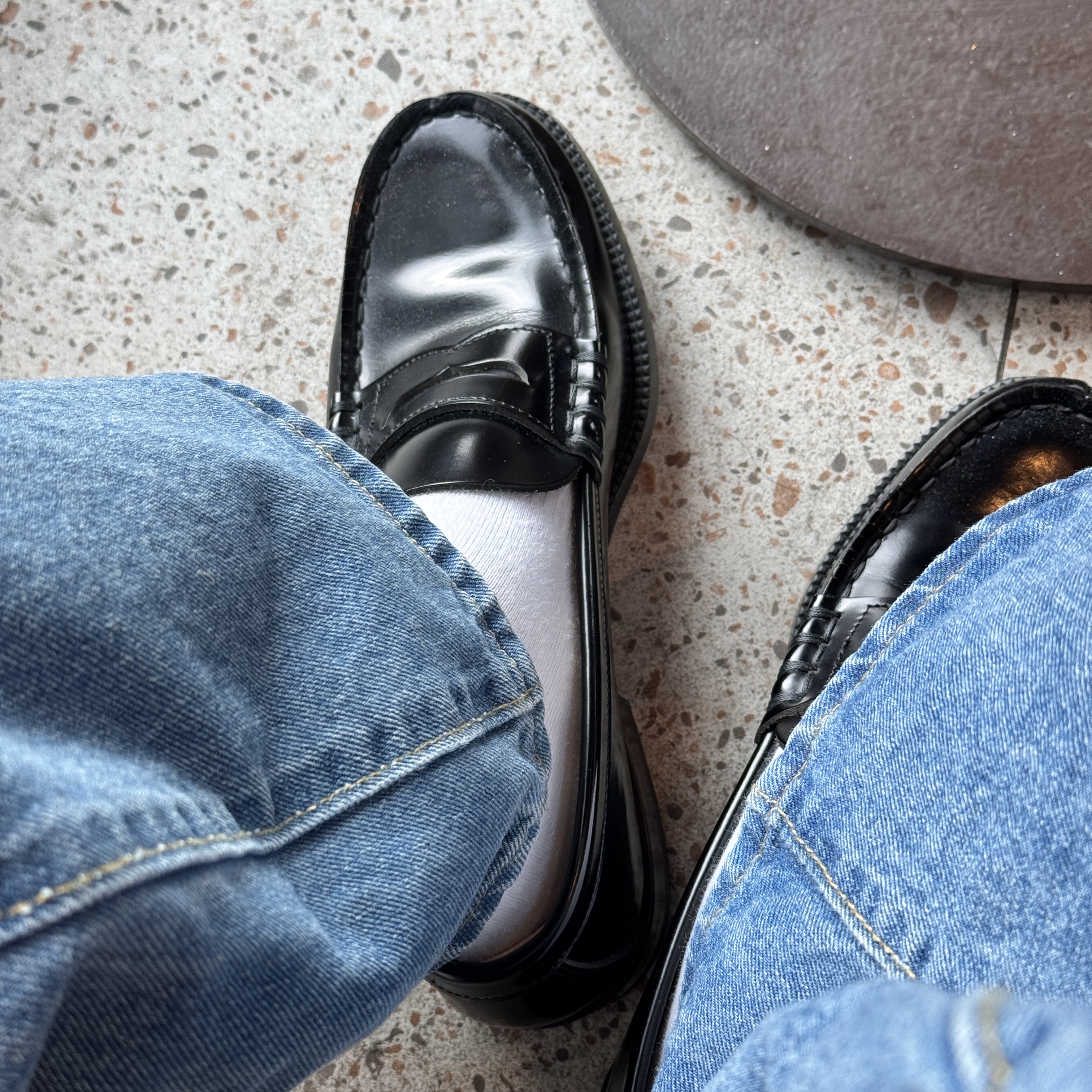 Haruta HS-906 Penny Loafer Black 착용 스타일 - 1