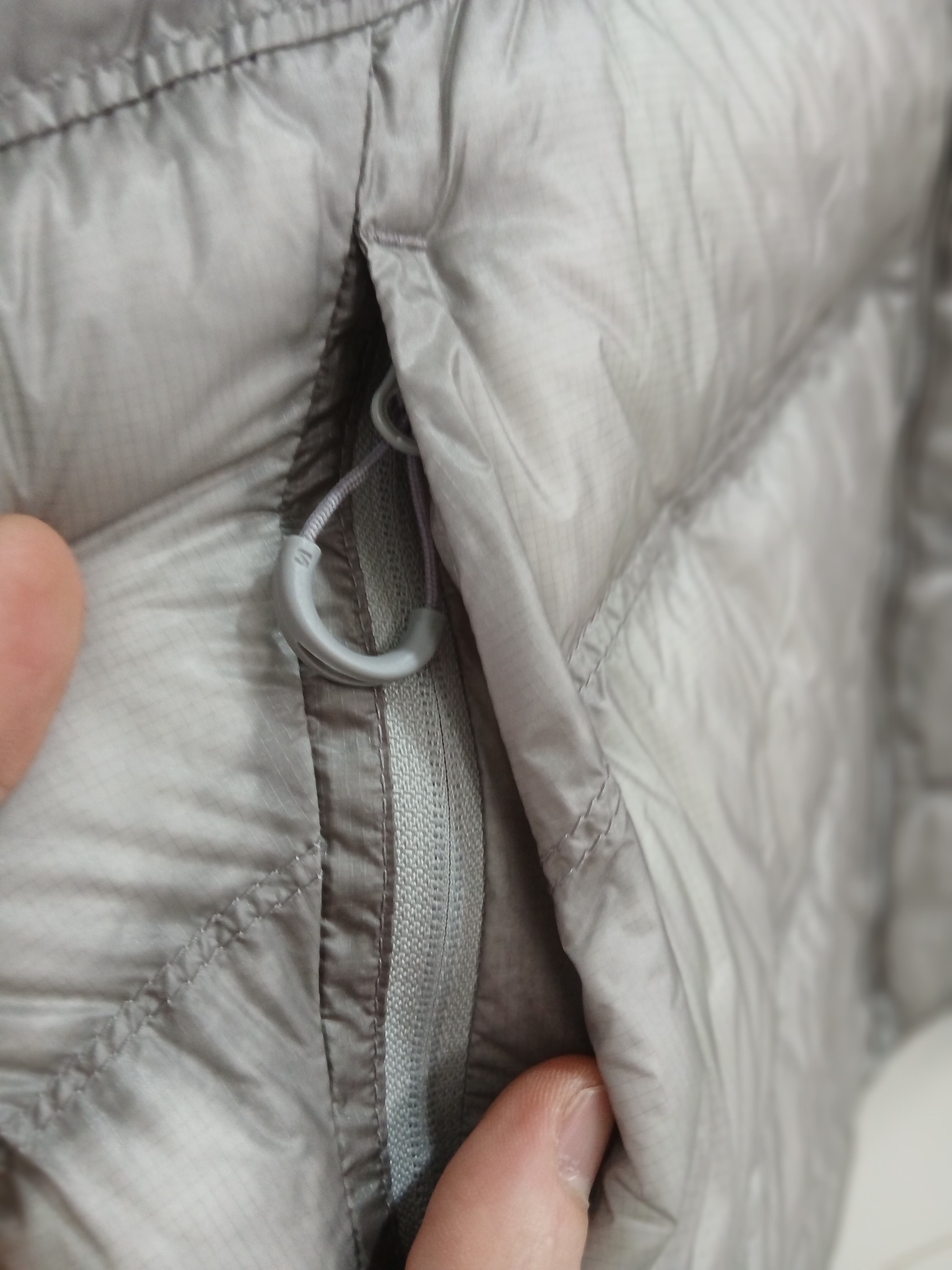 Salomon UNI Cross Insulation Jacket Light Grey 착용 스타일 - 7