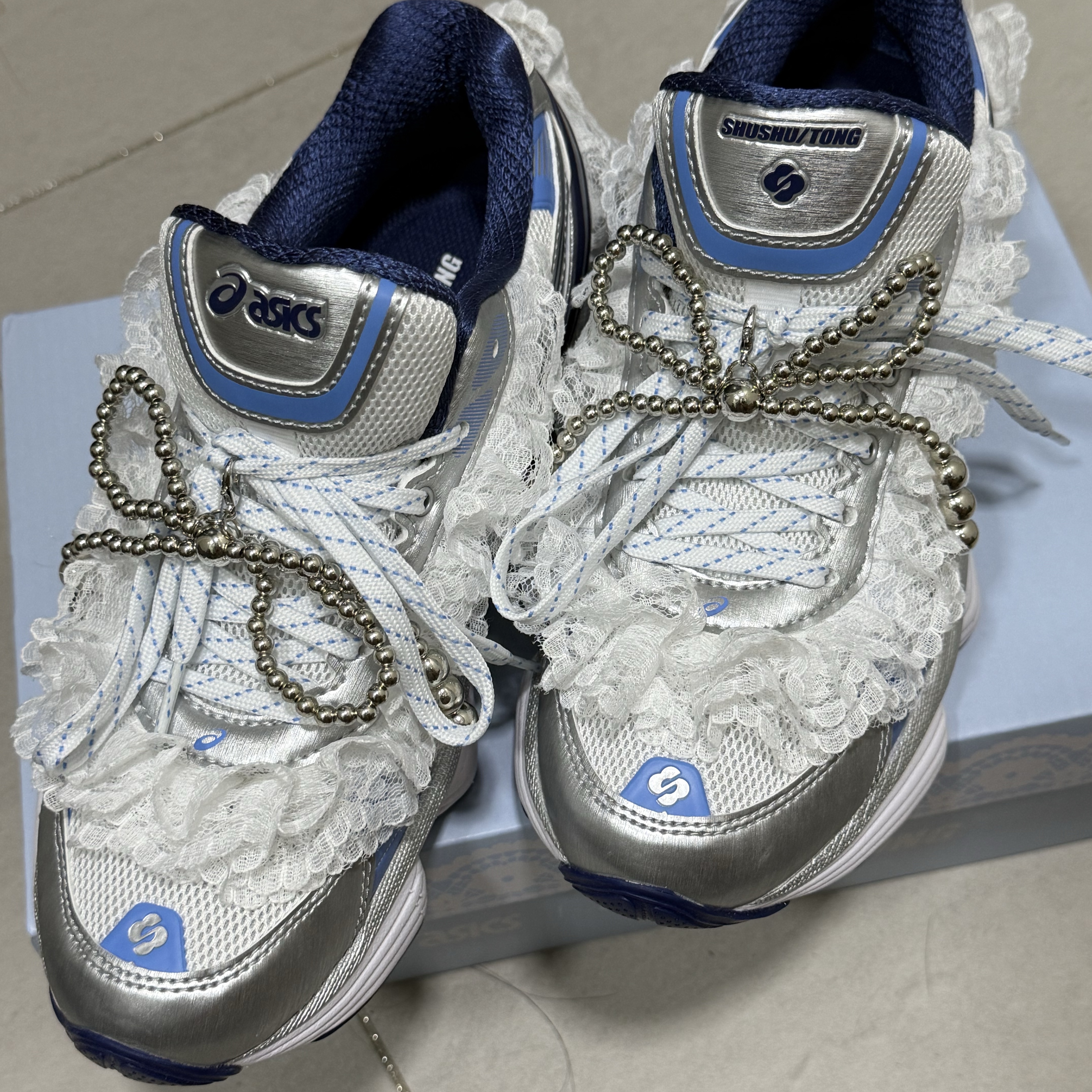 Asics x Shushu Tong Gel-Kinetic Fluent White Dive Blue 착용 스타일 - 2