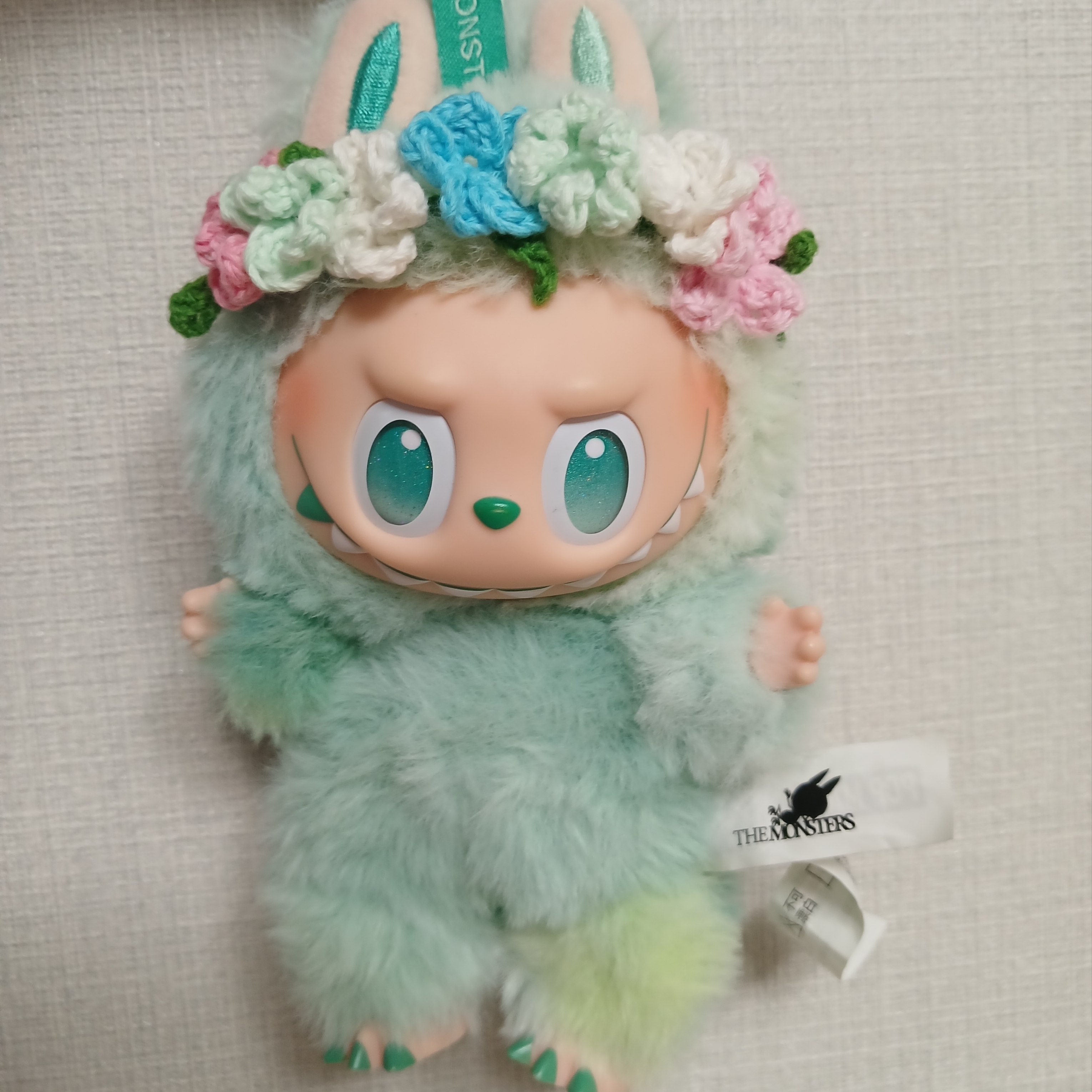 Pop Mart Labubu The Monsters Highlight Series Serenity Keyring (Opened Case) 착용 스타일