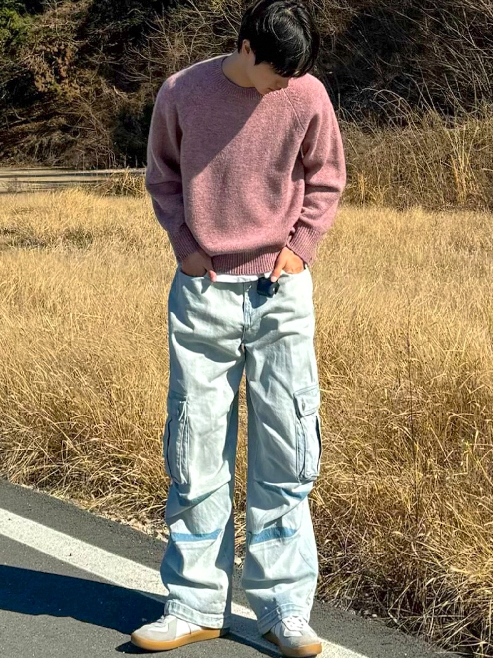 Knitted Shaggy Dog Wool 100% Round Knit Pink 착용 스타일