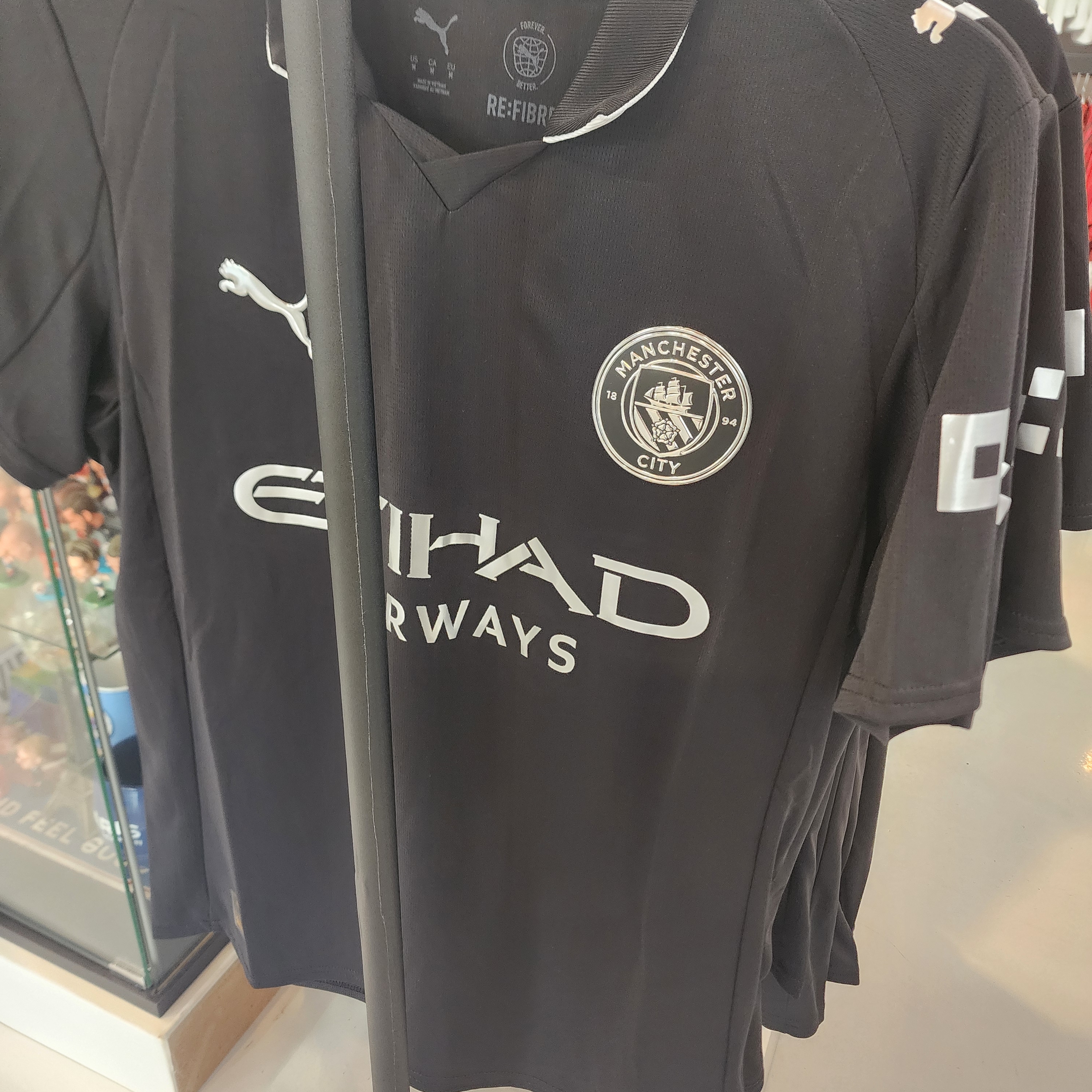 Puma Manchester City 2025/26 Away Replica Jersey Black (Non Marking Ver.) 착용 스타일