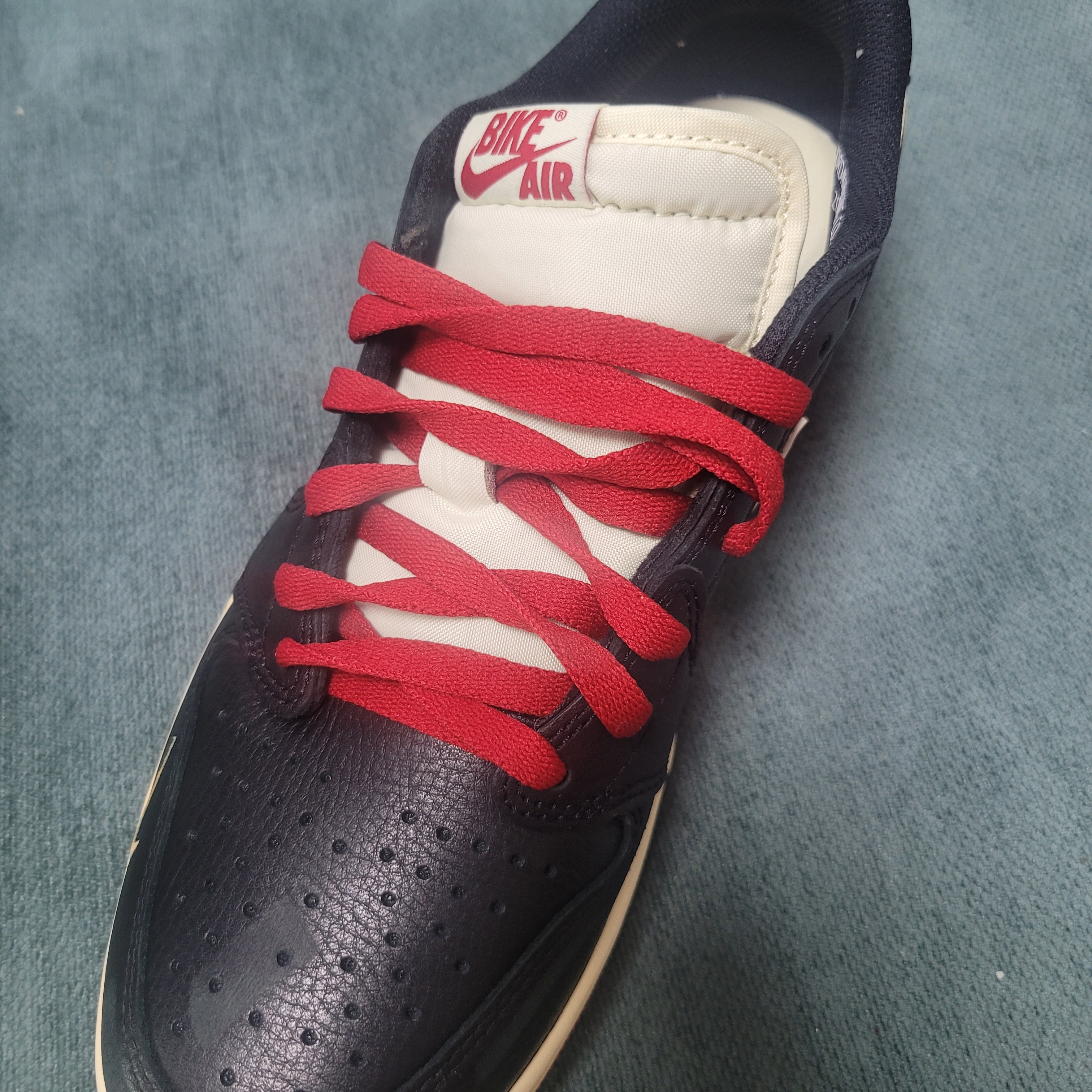Jordan 1 x Nigel Sylvester Retro Low OG Better With Time 착용 스타일 - 6