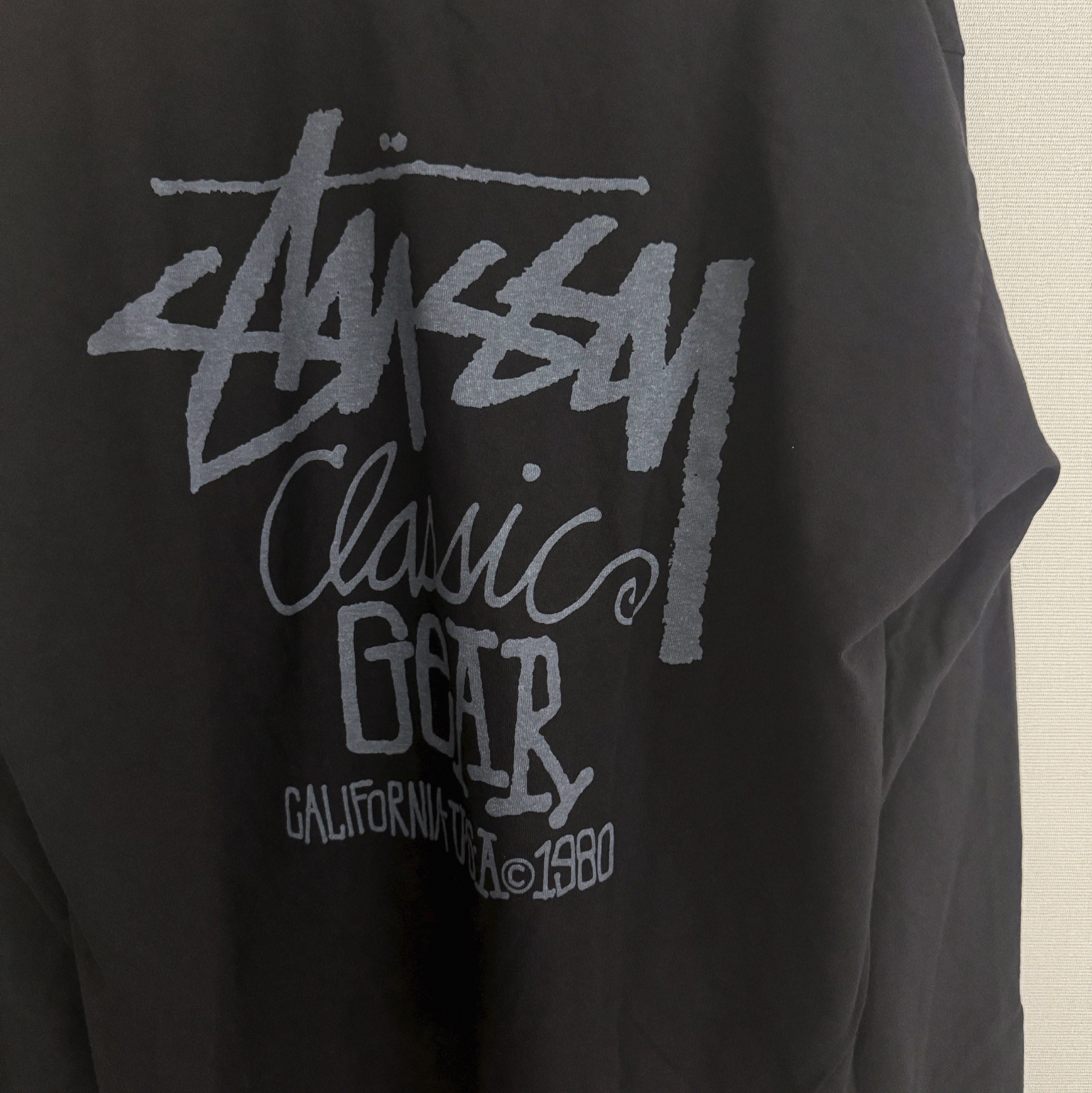 Stussy Classic Gear Pigment Dyed LS T-Shirt Black 착용 스타일