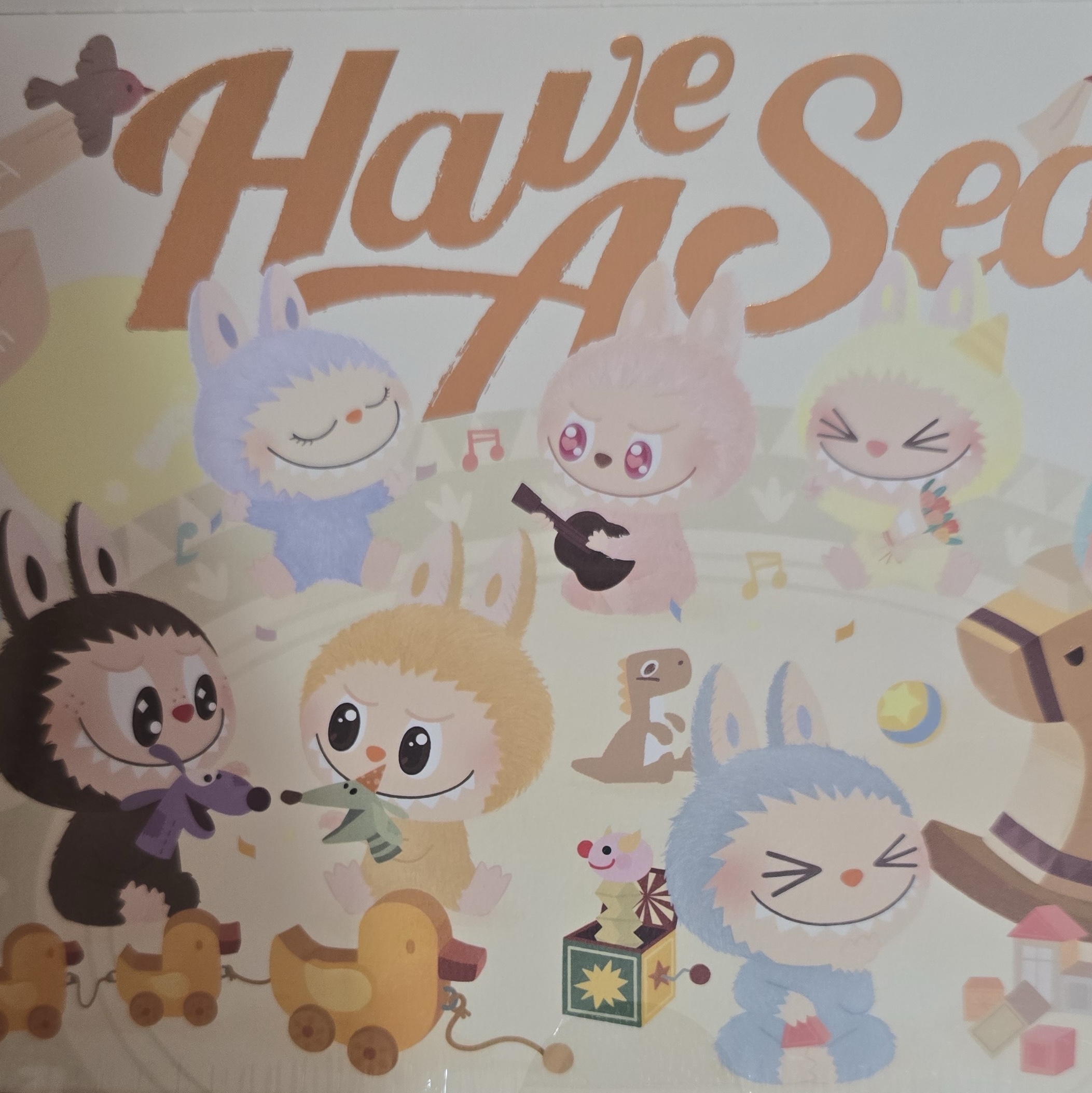 Pop Mart Labubu Let's Play Together Doll Series Sealed Case (6 Blind Boxes), Pop Mart Labubu Let's Play Together Doll Series Sisi Keyring (Opened Case) 착용 스타일 - 1