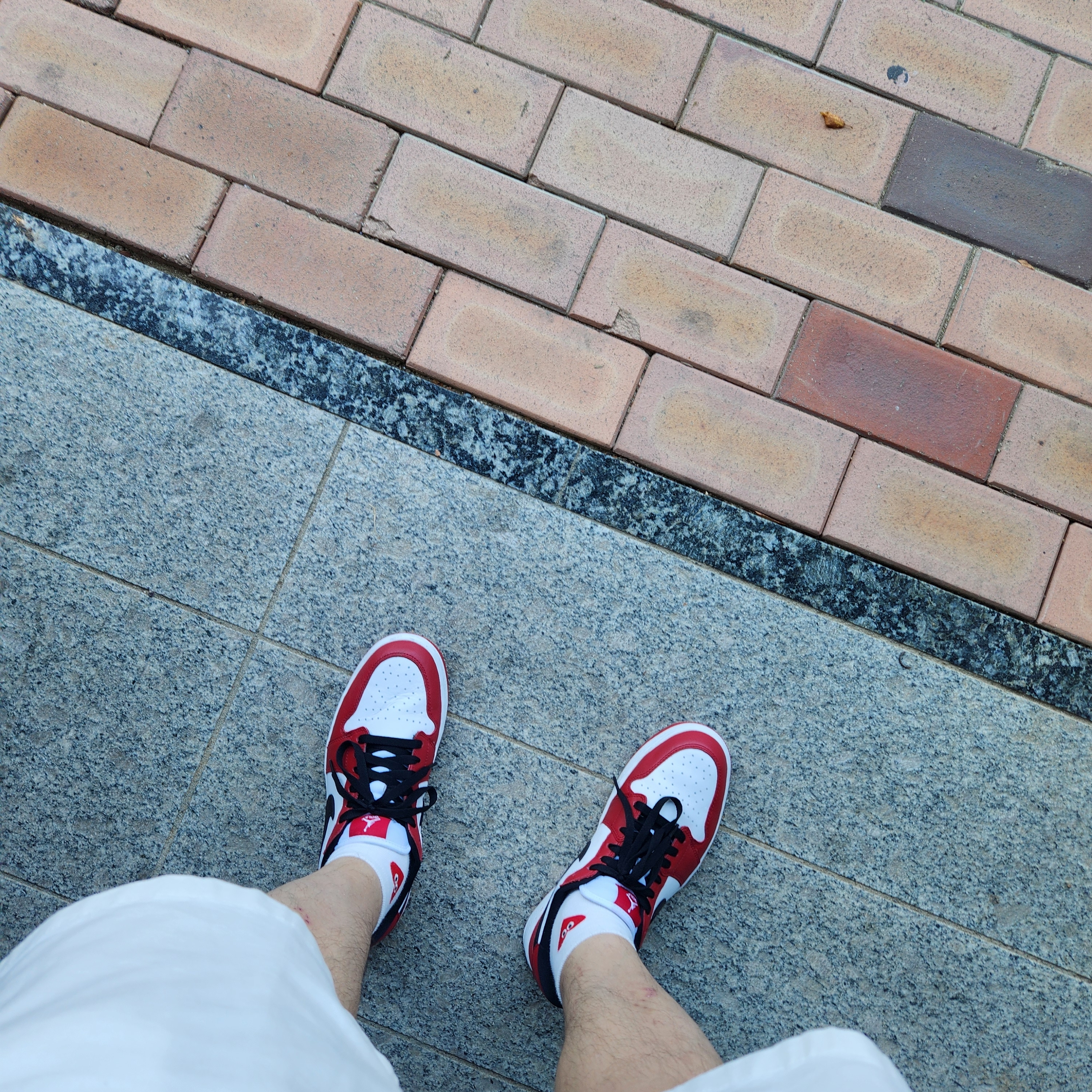 Jordan 1 Low Golf Chicago 착용 스타일