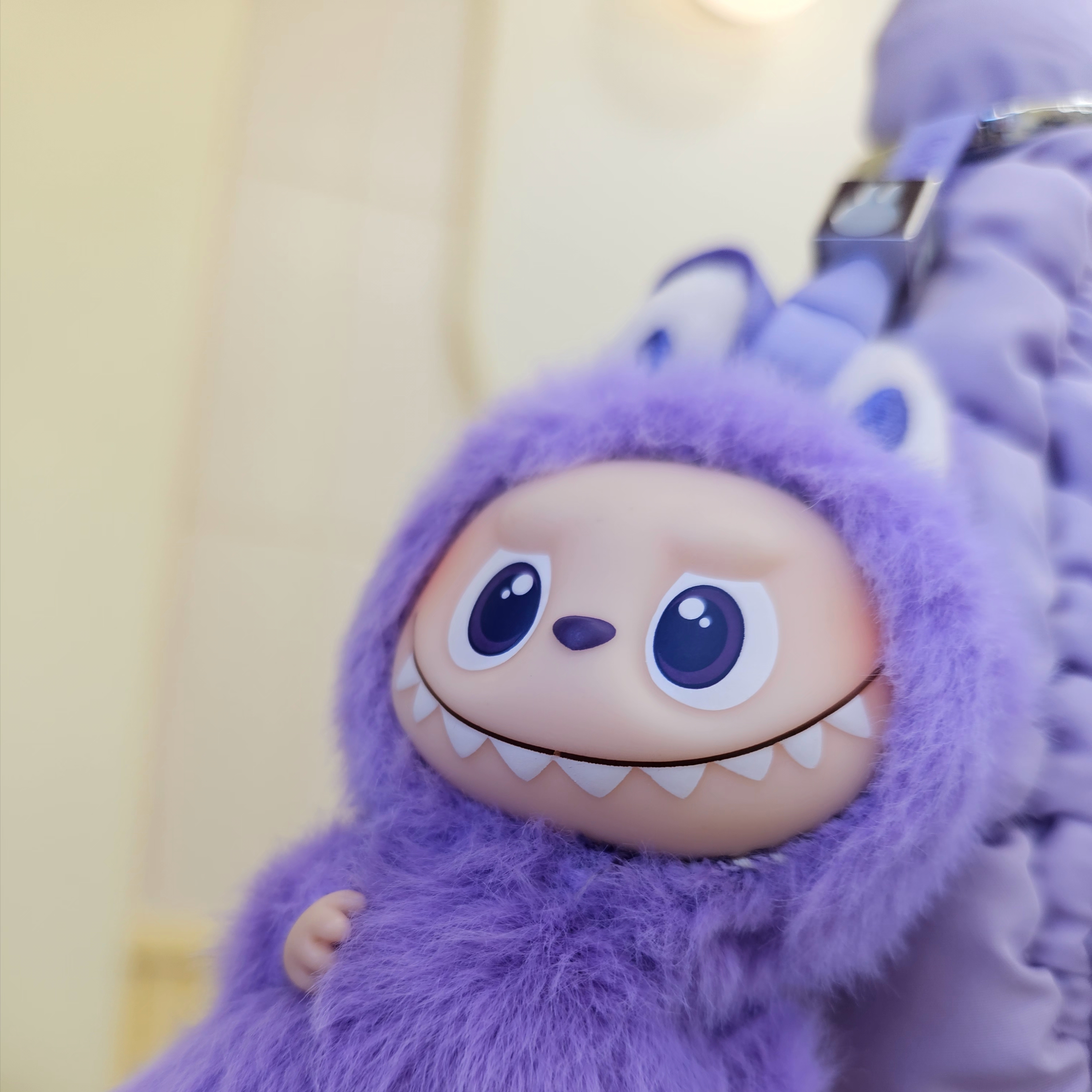 Pop Mart Labubu The Monsters Pin For Love Series Vinyl Plush Pendant (N-Z) T (Opened Case) 착용 스타일 - 6