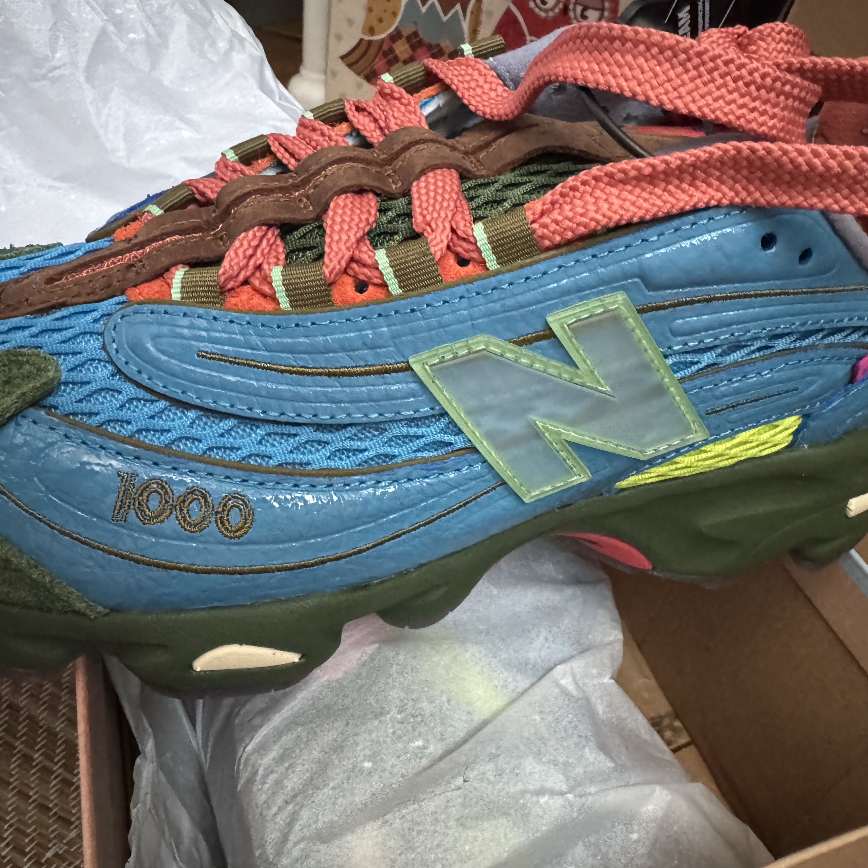 New Balance x Salehe Bembury 1000 Made in UK Blue Green 착용 스타일 - 1