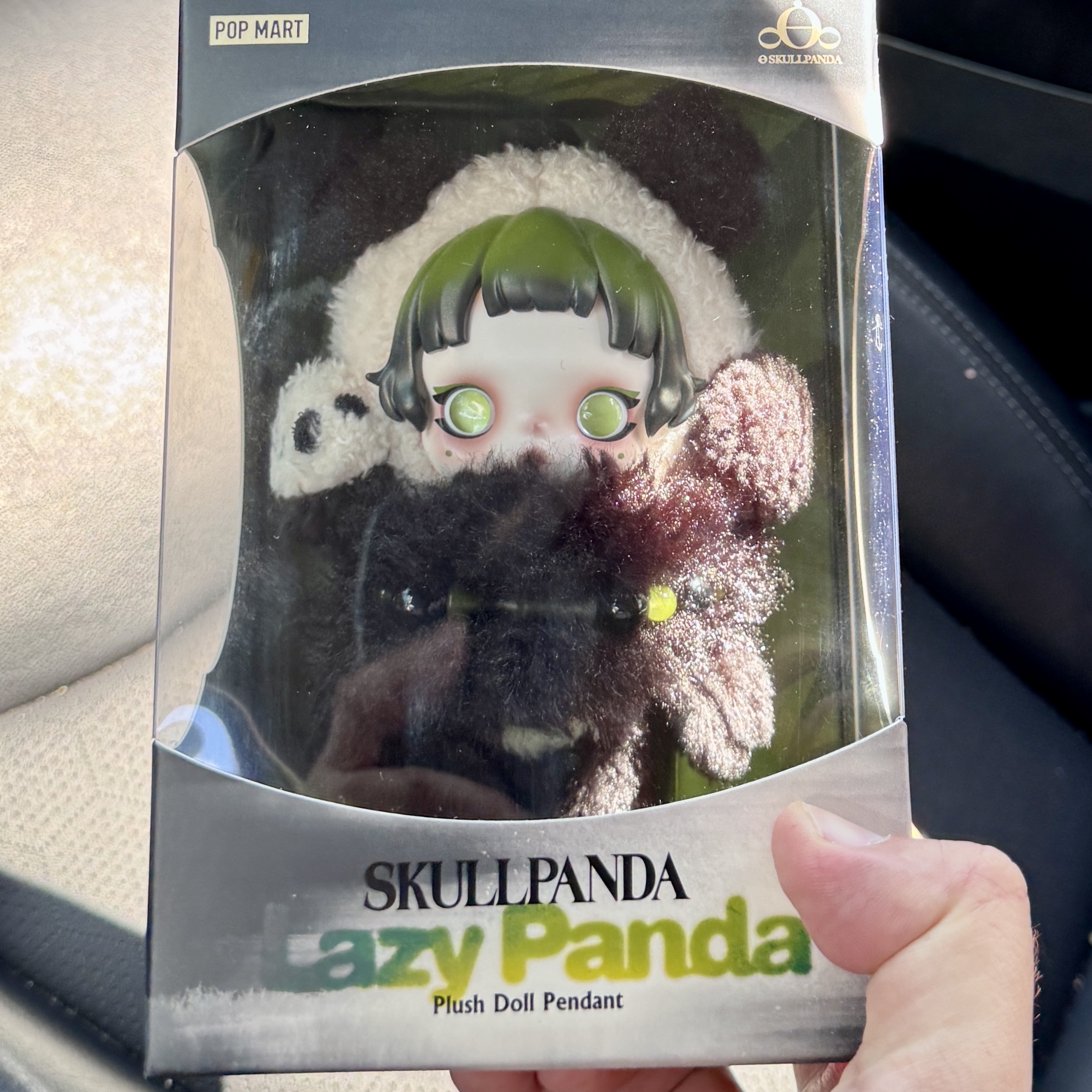 Pop Mart Skullpanda Lazy Panda Plush Doll Pendant 착용 스타일