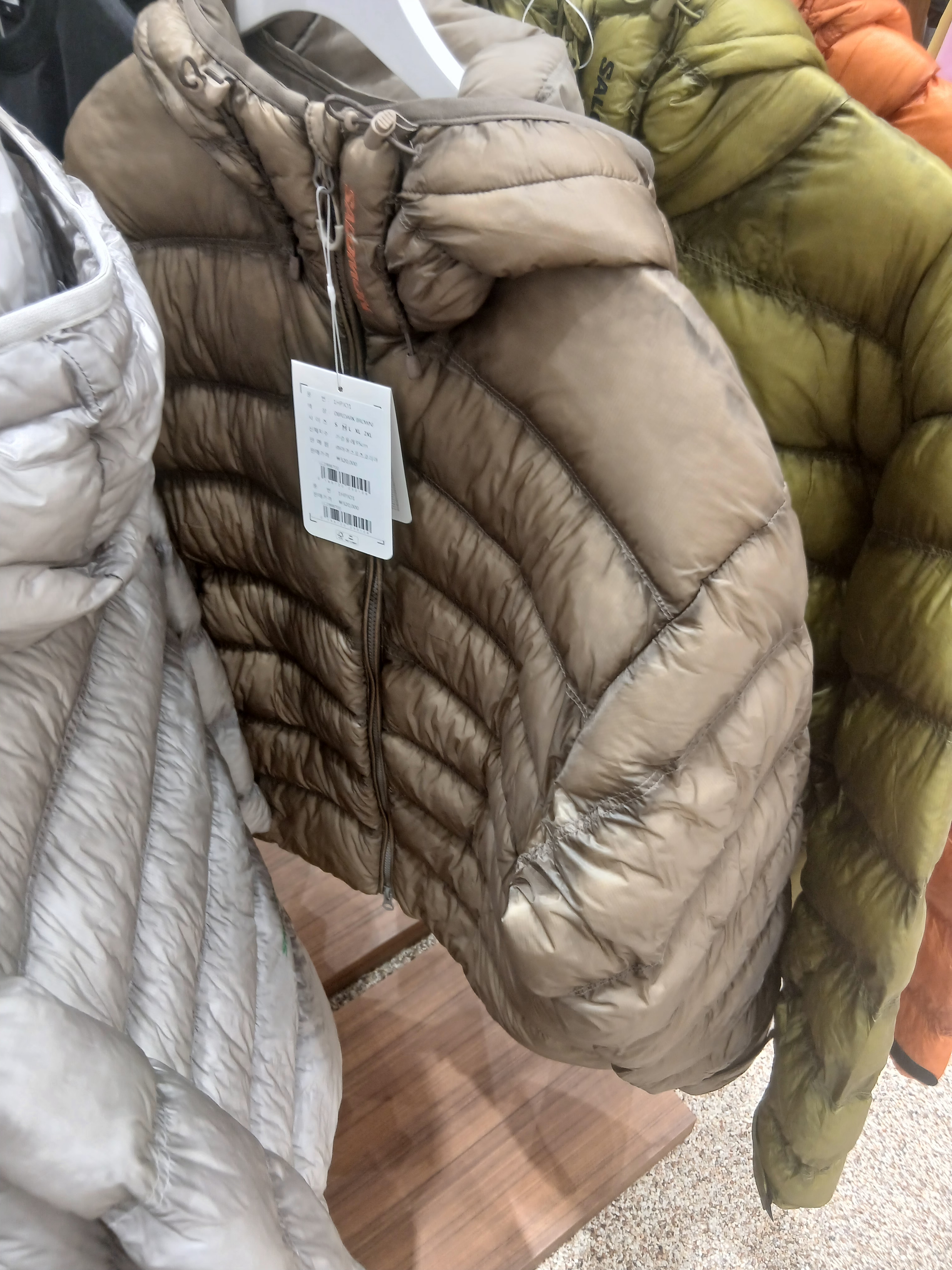 Salomon Modisay Padded Jacket Black, Salomon Modisay Padded Jacket Light Grey 착용 스타일 - 7