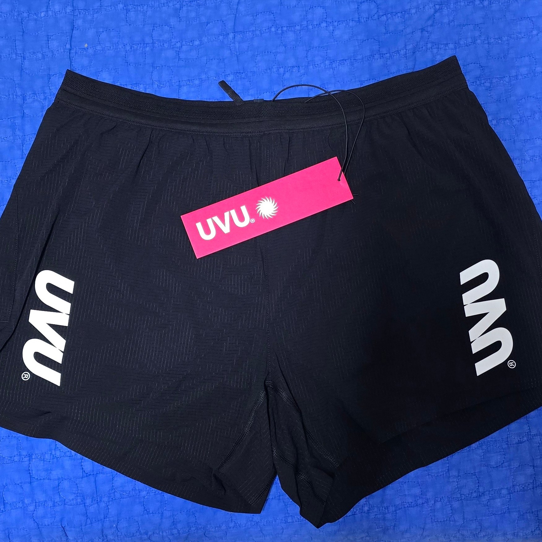 UVU Split Shorts Black 착용 스타일
