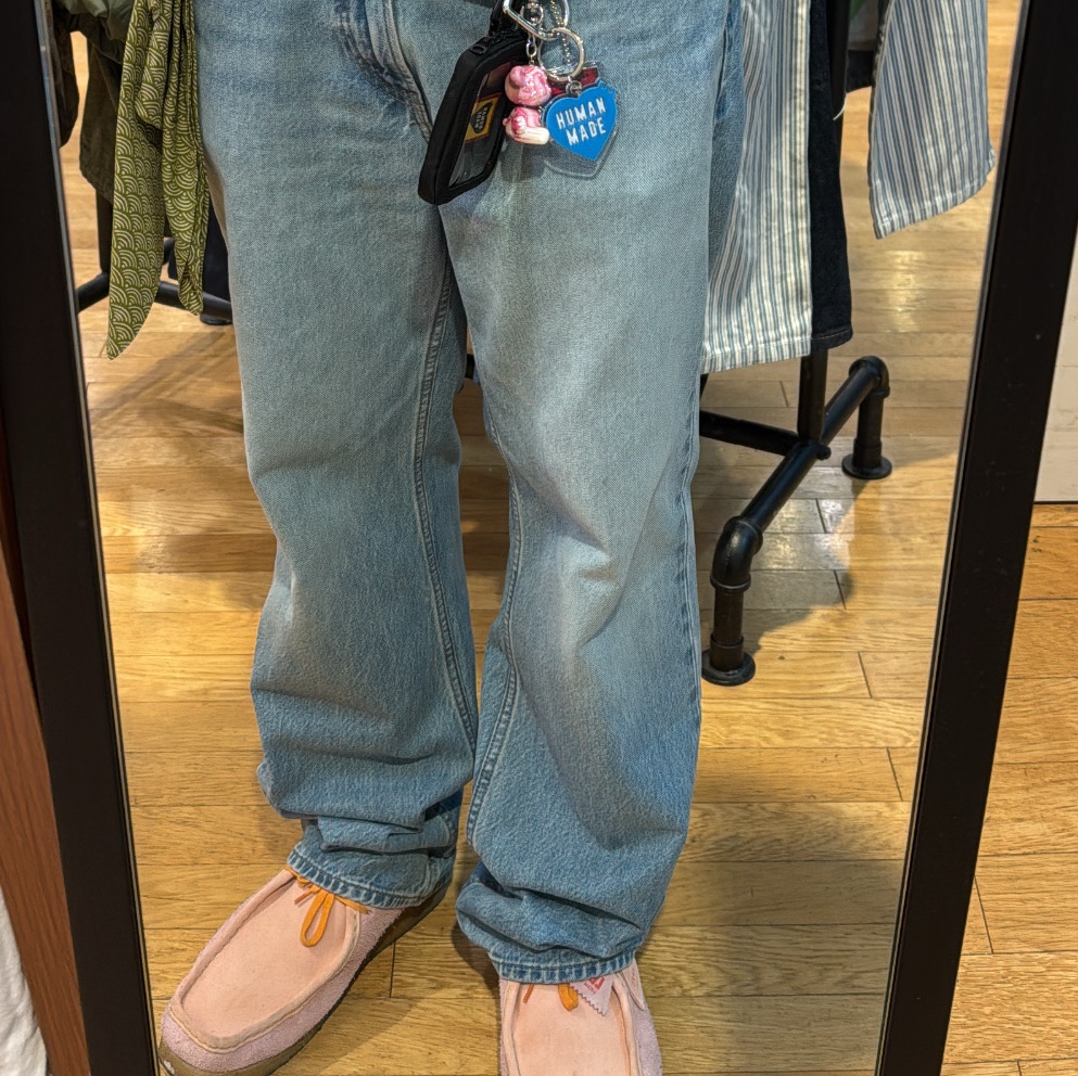 Uniqlo x JW Anderson Straight Jean Blue - KR, Human Made Military Card Case Black 착용 스타일 - 2