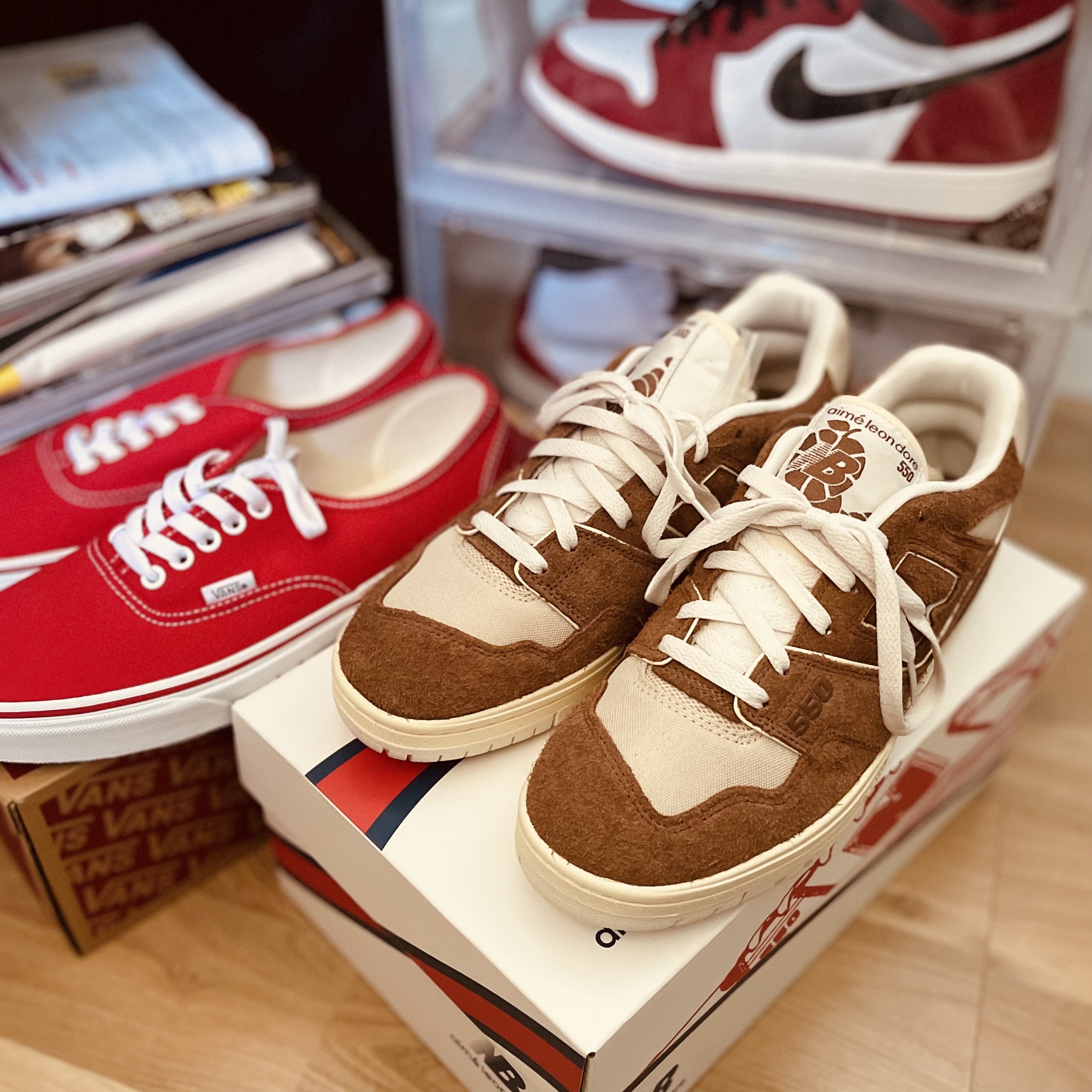 New Balance x Aime Leon Dore 550 True Brown, Vans Authentic Red 착용 스타일
