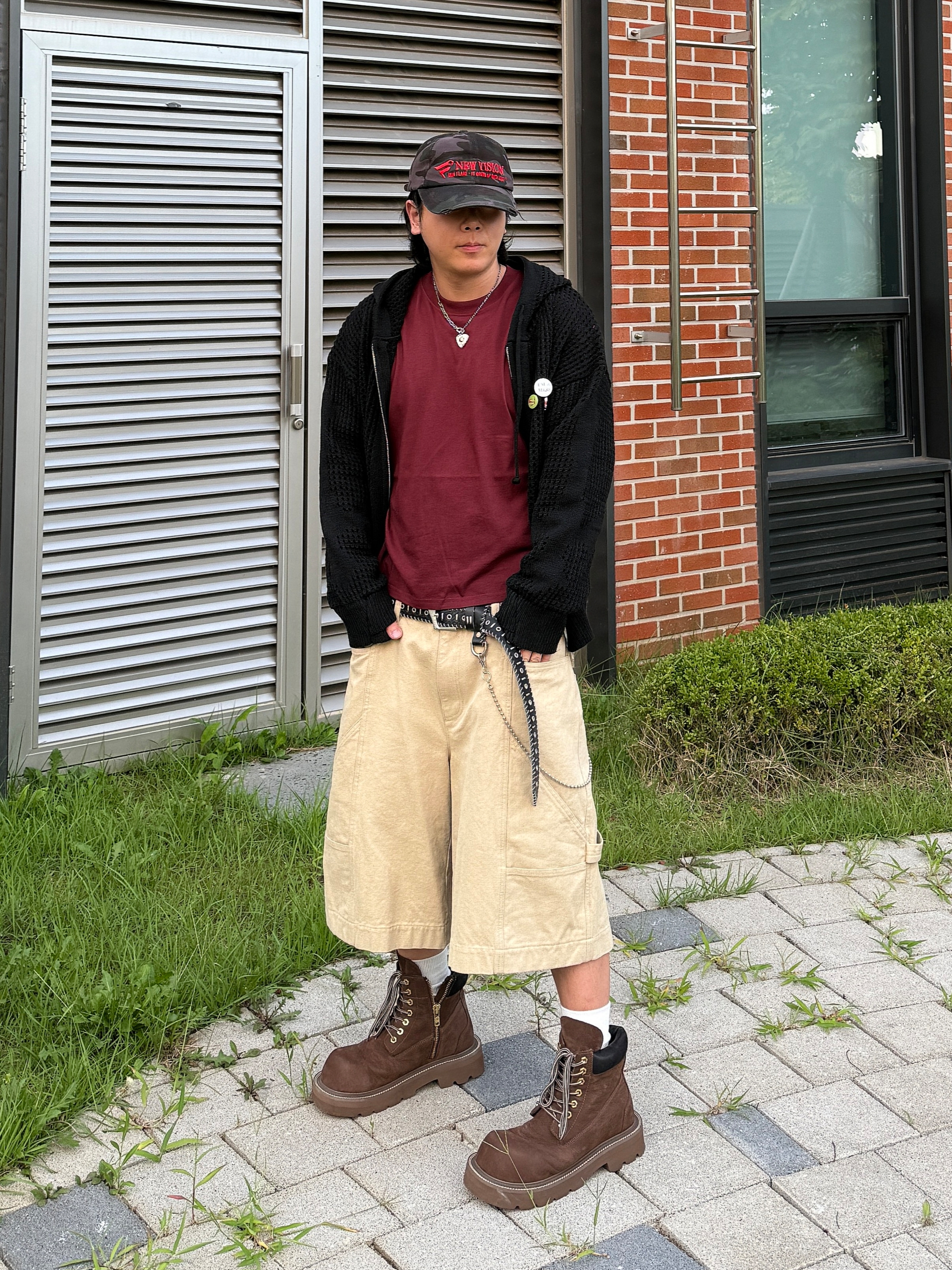 SOULESURES BOLD BELUGA Espresso Brown, ETCE New Vision Camo Cap Night Jungle 착용 스타일 - 2