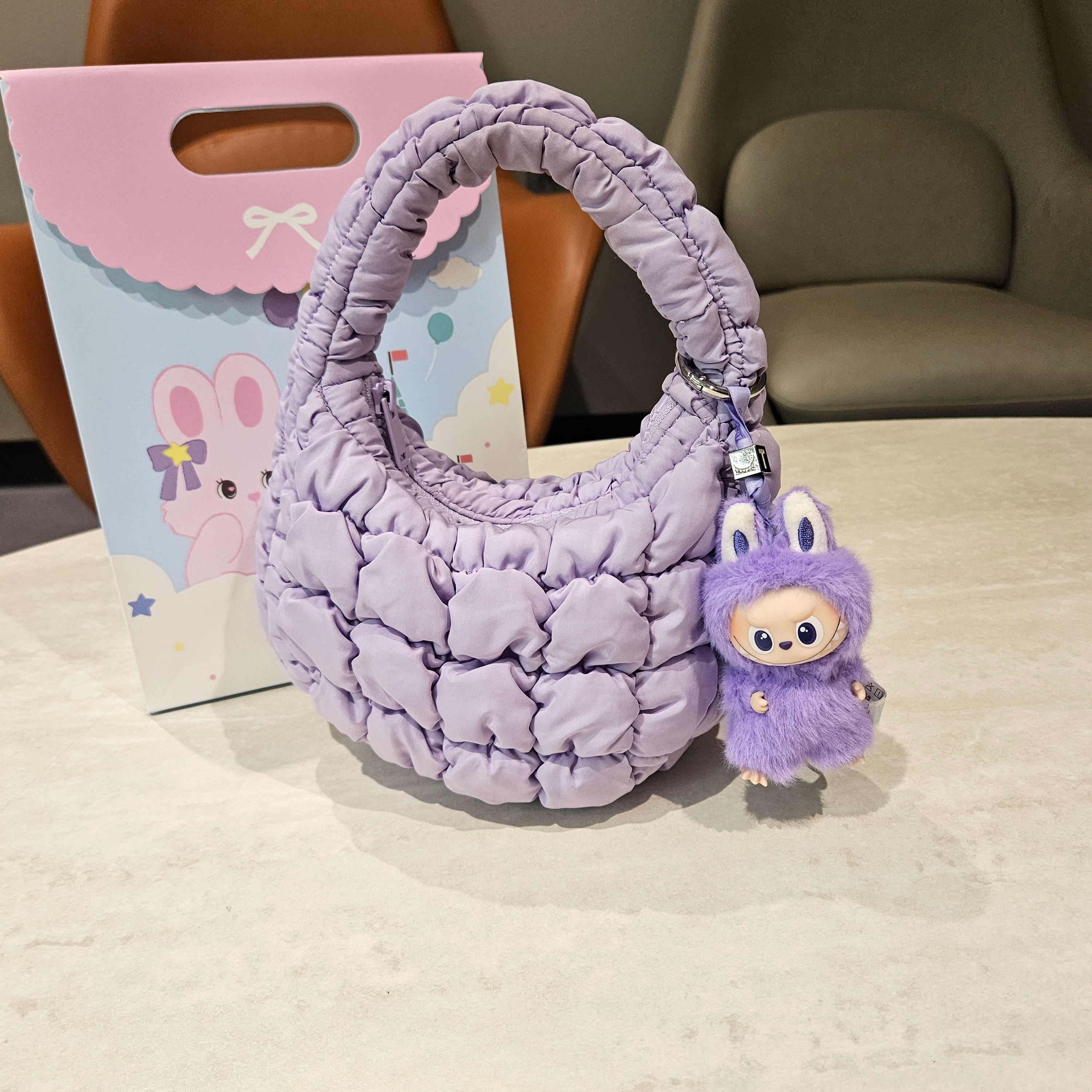 Pop Mart Labubu The Monsters Pin For Love Series Vinyl Plush Pendant (N-Z) T (Opened Case) 착용 스타일 - 3