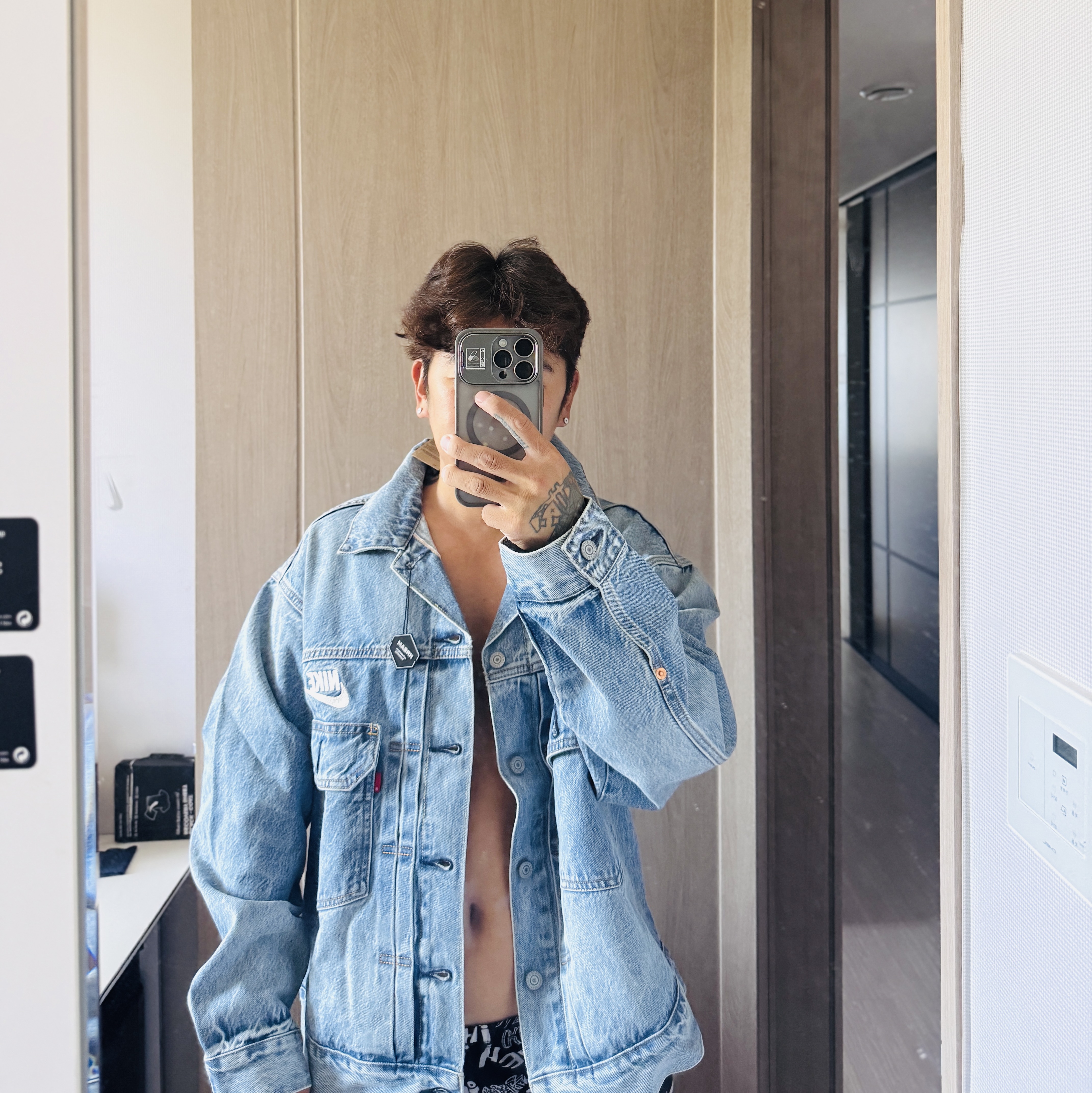 Levi's x Nike Trucker STYLE | KREAM