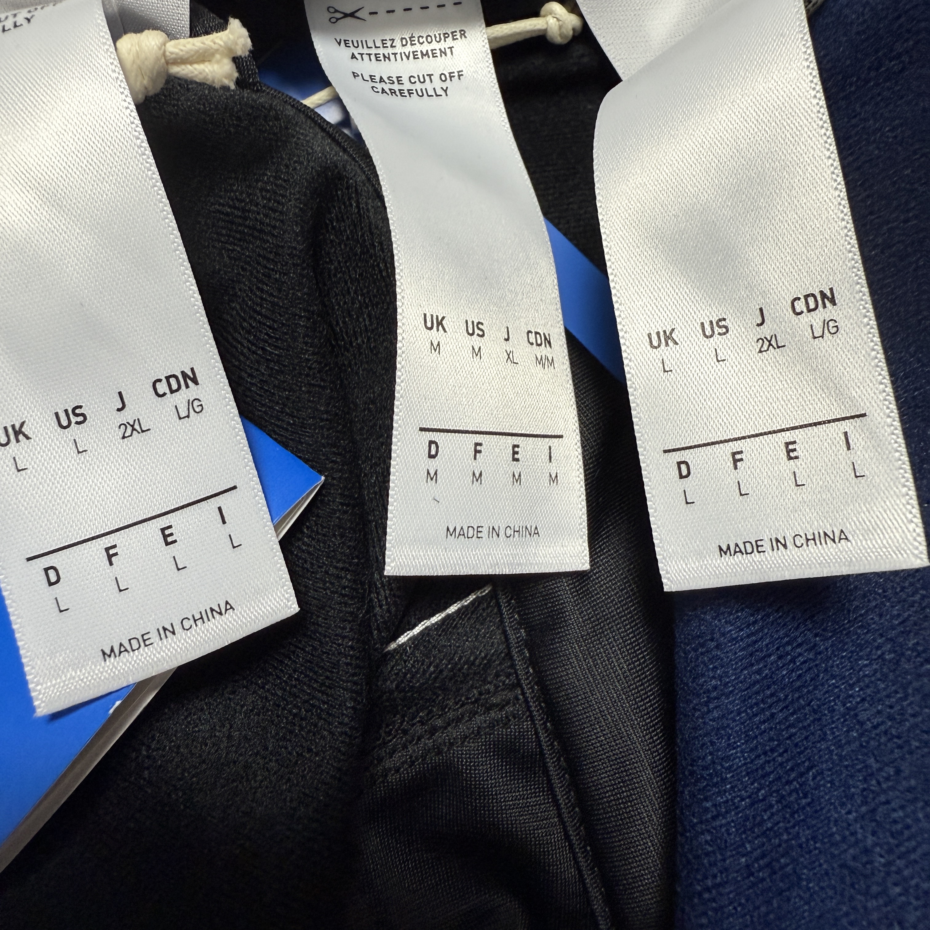 Adidas x Oasis Tour Firebird Track Top Black - US Sizing, Adidas x Oasis Tour Firebird Track Top Night Indigo - US Sizing 착용 스타일 - 9