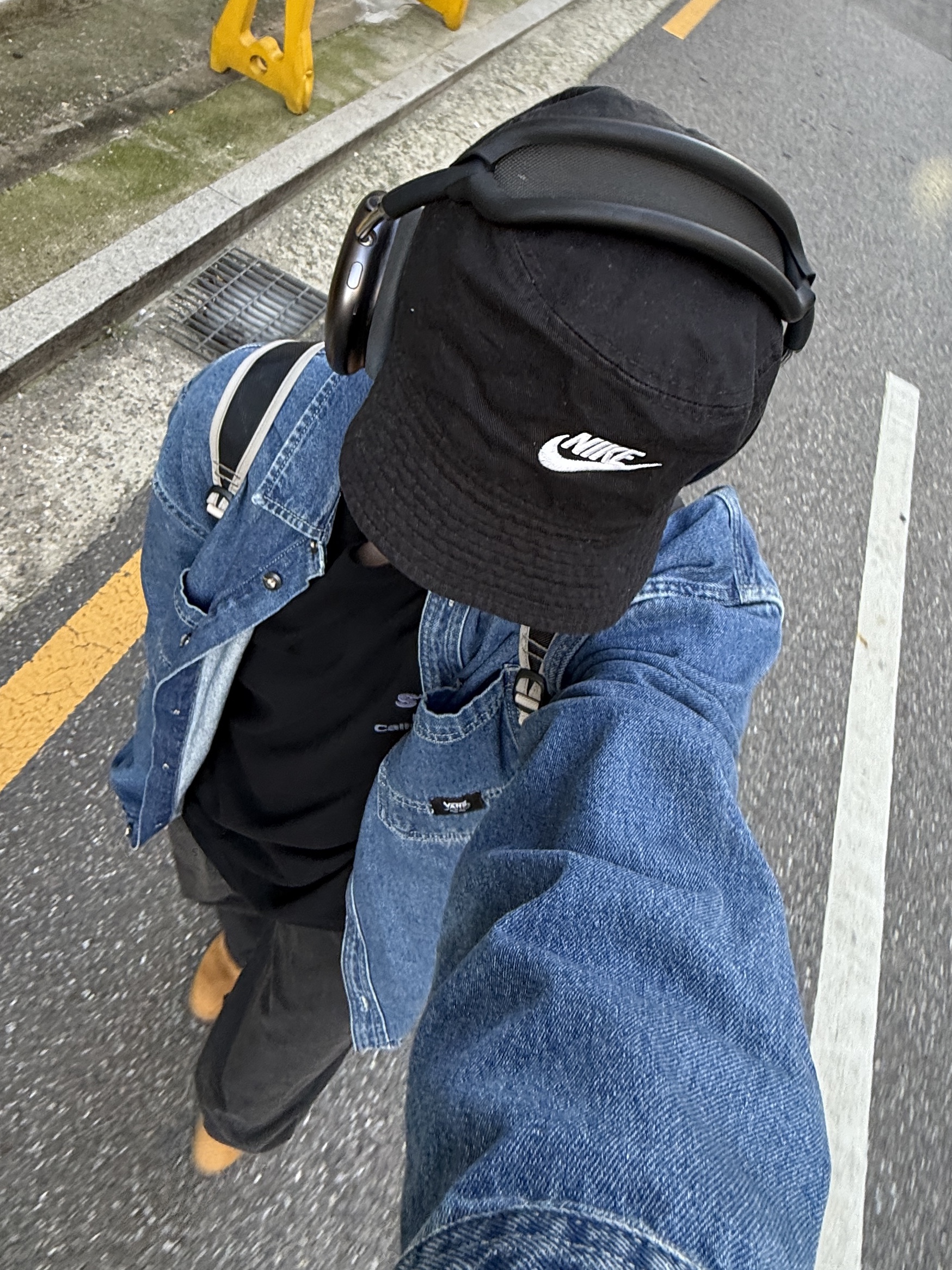 Timberland Premium 6 inch Waterproof Boot Wheat Nubuck - Medium, Uniqlo C Wide Parachute Pants Denim Dark Gray - KR 착용 스타일 - 2