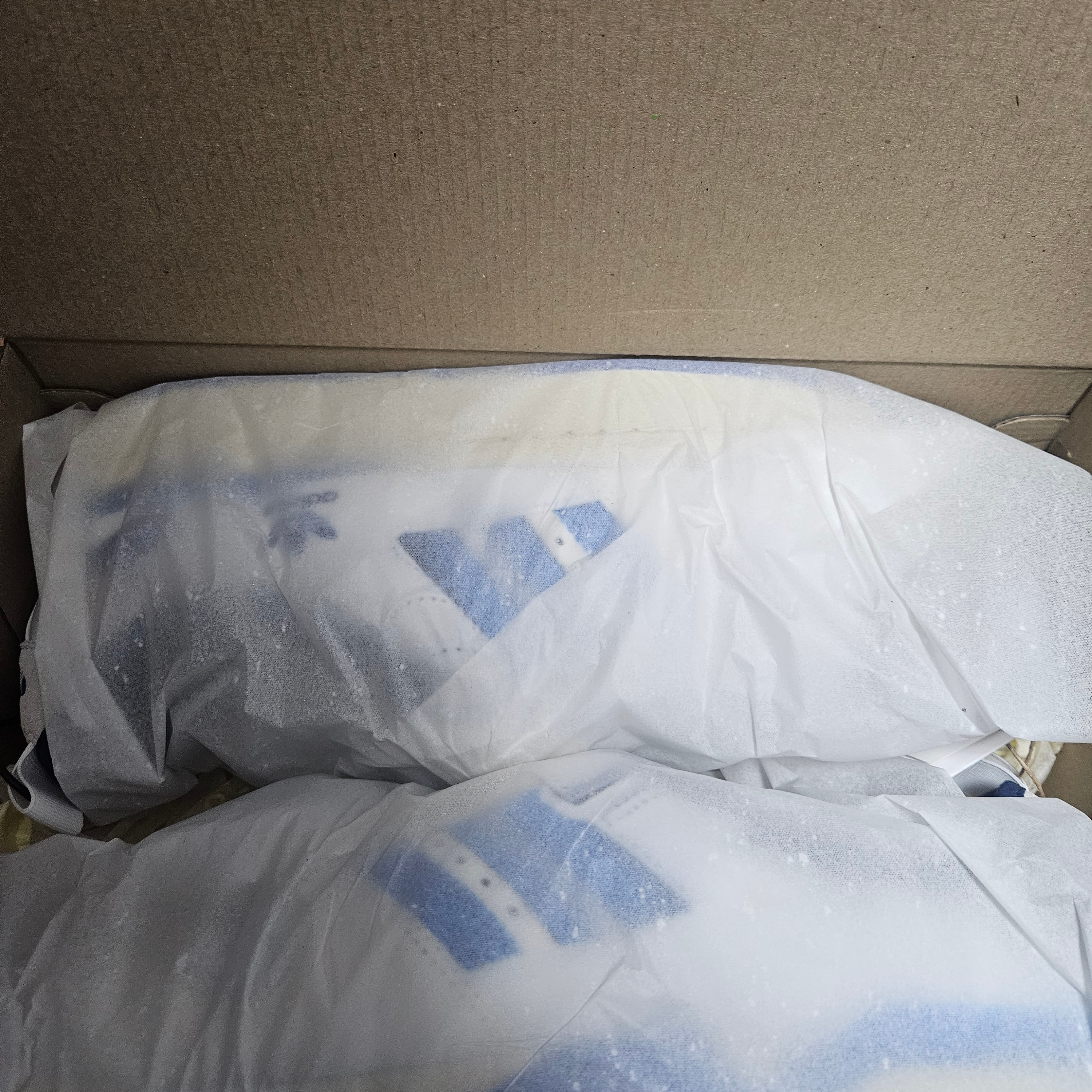 Adidas Puffylette Forum 84 Cloud White 착용 스타일 - 5
