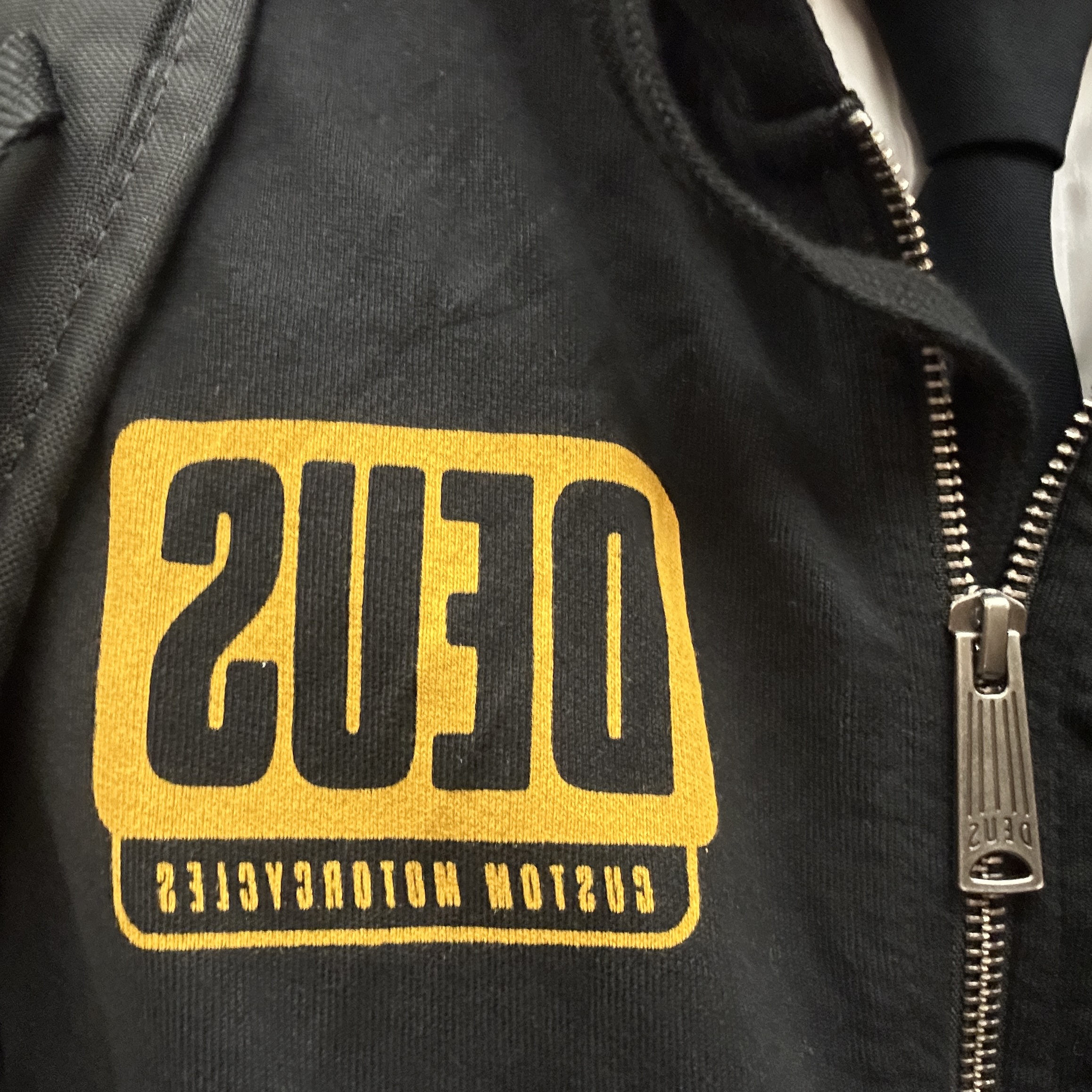 Deus Ex Machina Grip Tape Zip-Up Hoodie Black 착용 스타일