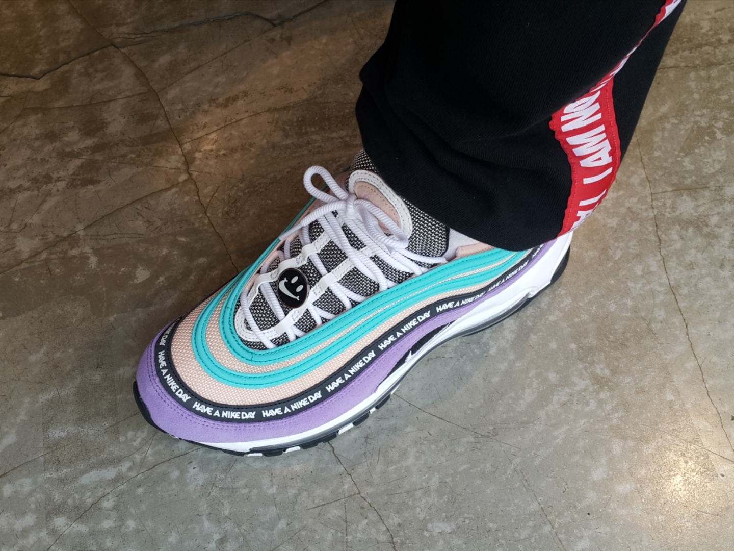 Nike Air Max 97 Have a Nike Day 착용 스타일