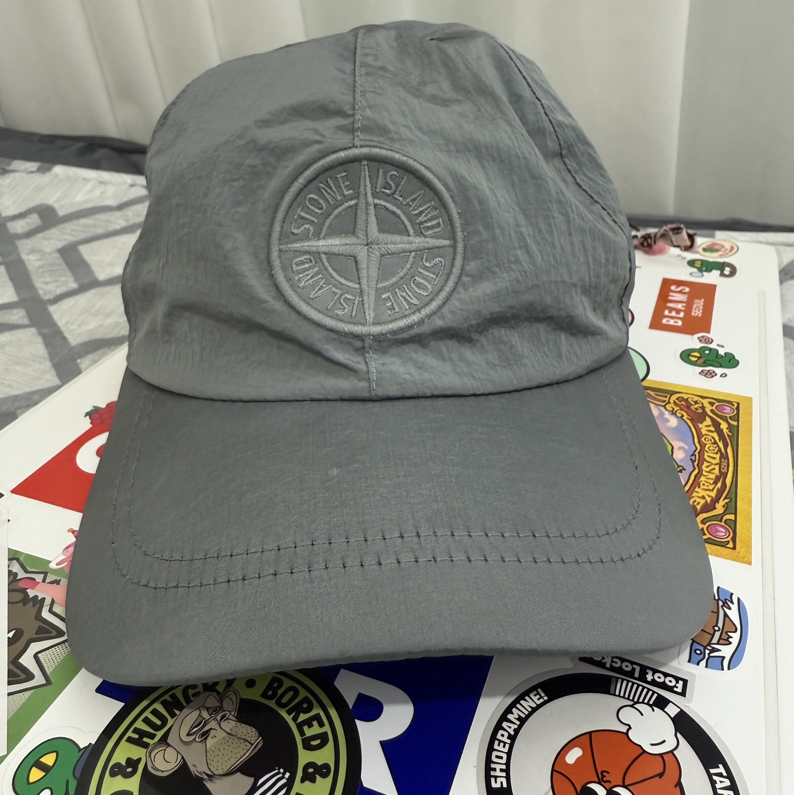 Stone Island 9100995 Nylon Metal in Econyl 6-Panel Cap Sage Green - 25SS 착용 스타일