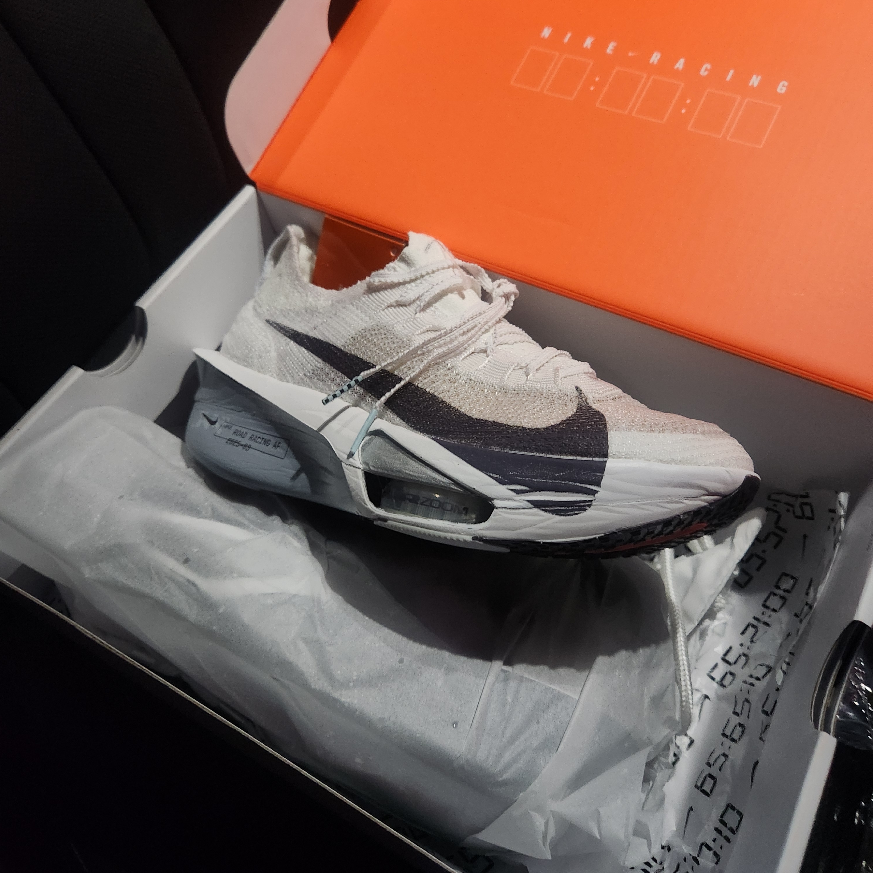 Nike Air Zoom Alphafly Next% 3 White Pure Platinum 착용 스타일