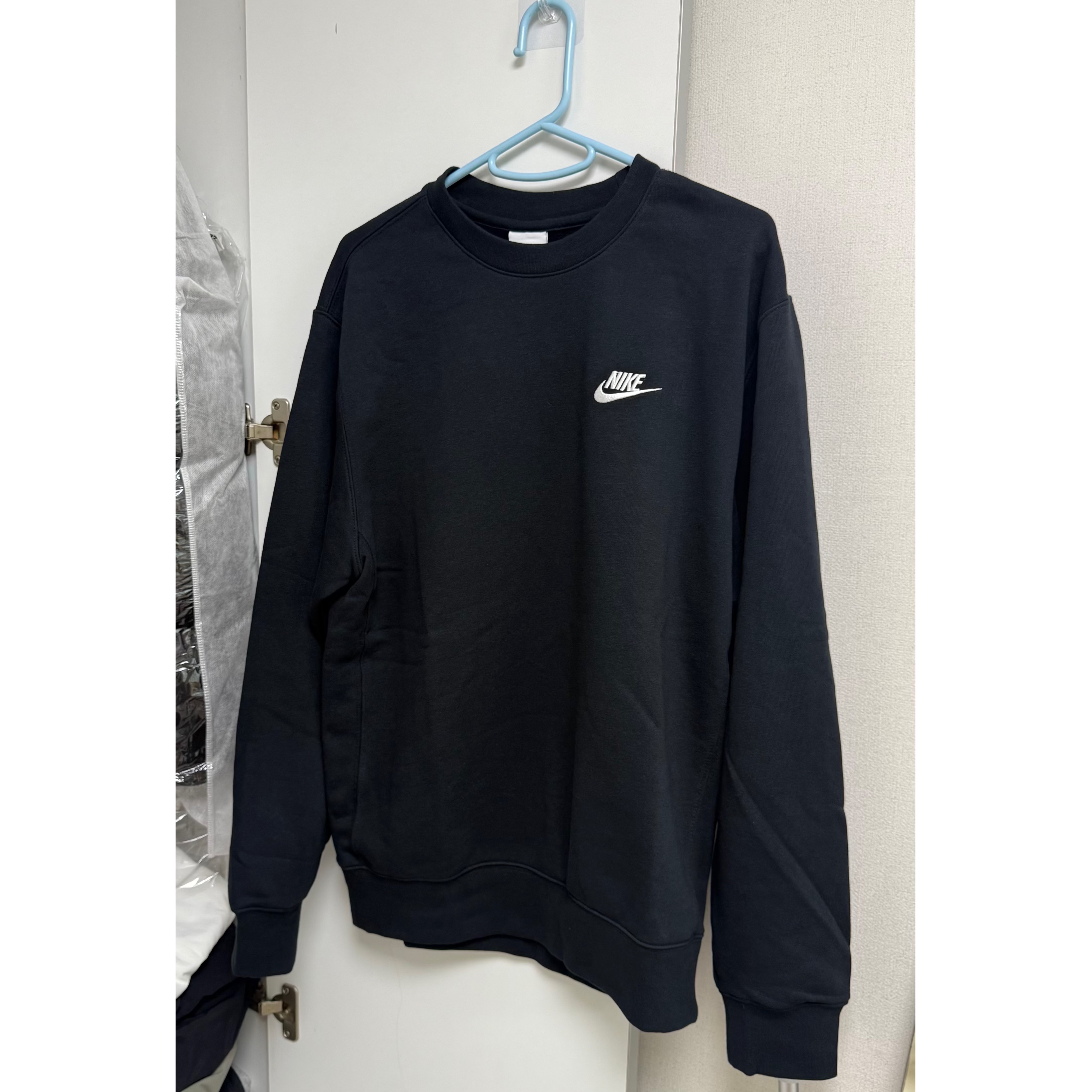 Nike NSW Club French Terry Crew Sweatshirt Black - Asia 착용 스타일 - 1
