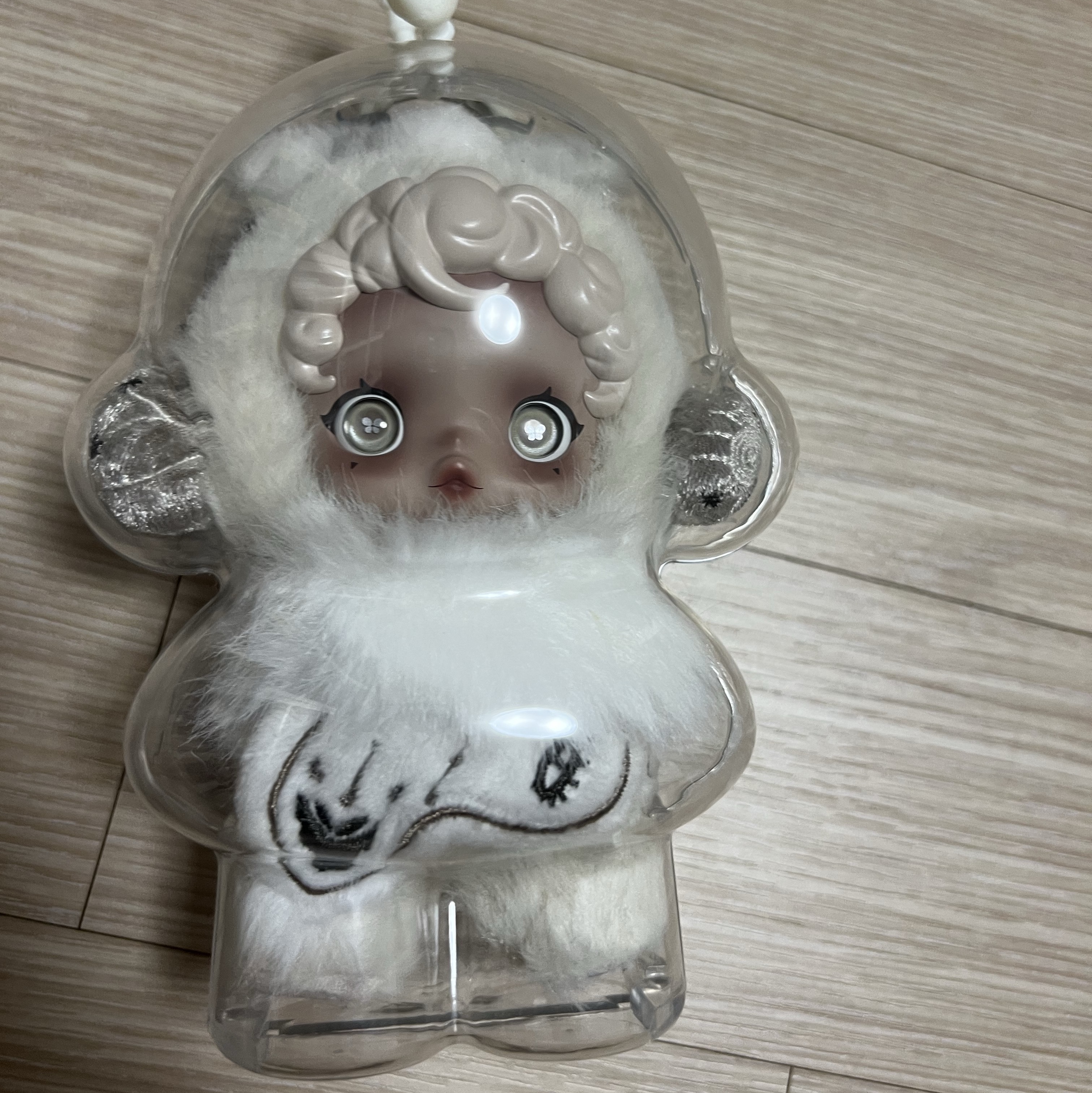 Pop Mart Skullpanda L’Impressionnisme Series Plush Doll Mist (Opened Case) 착용 스타일