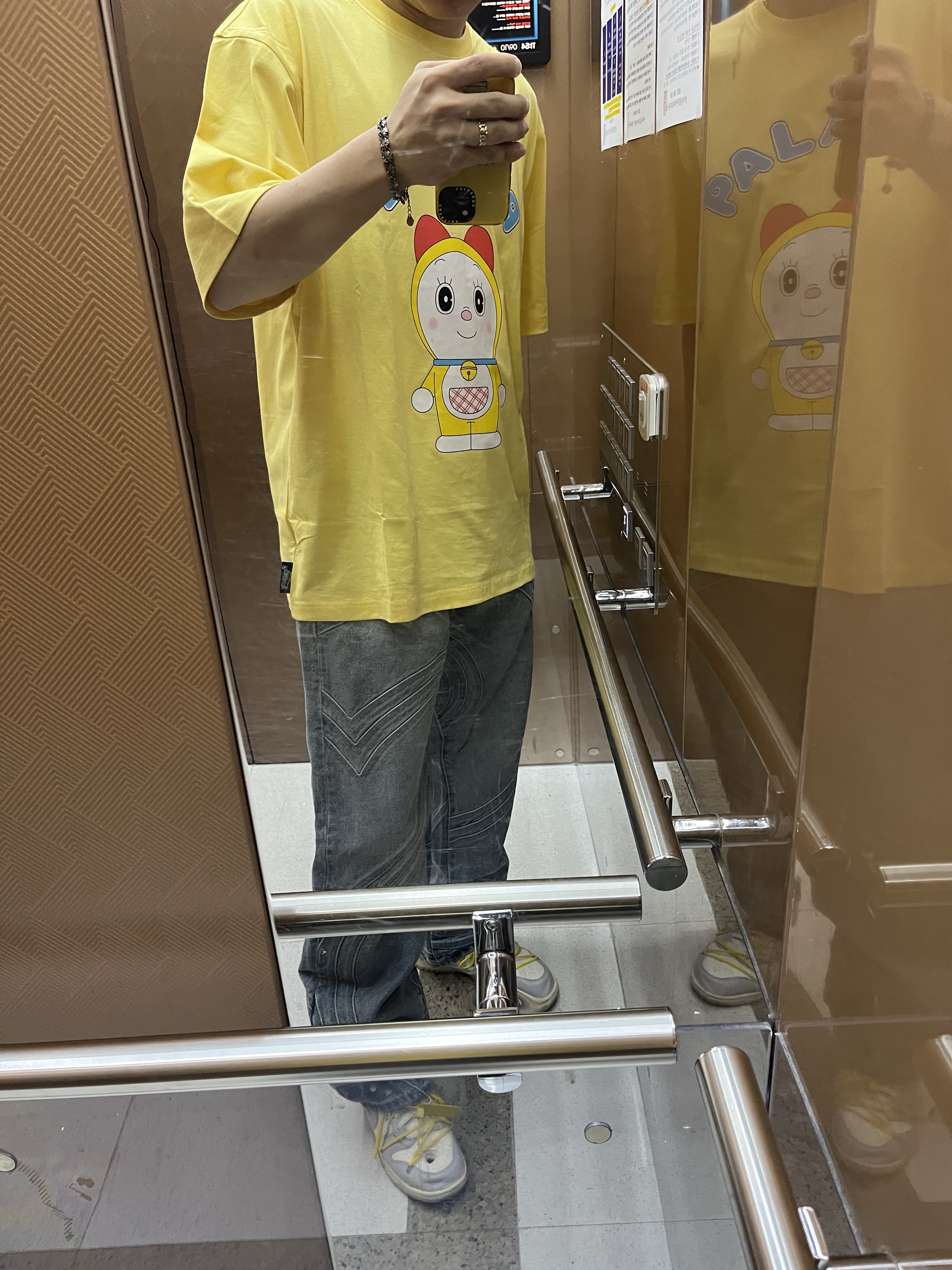 Palace x Doraemon T-Shirt Blessed Yellow - 25FW, [프리오더] Polyteru 925 Silver Bracelet 001 (Cross & Hanabi Lemon) 착용 스타일
