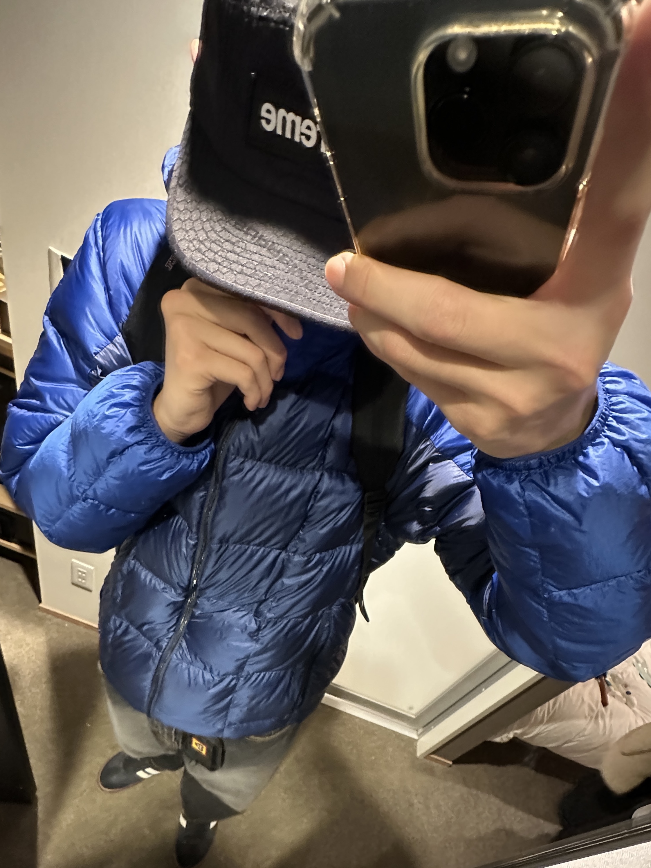 Montbell Superior Down Parka Navy 착용 스타일