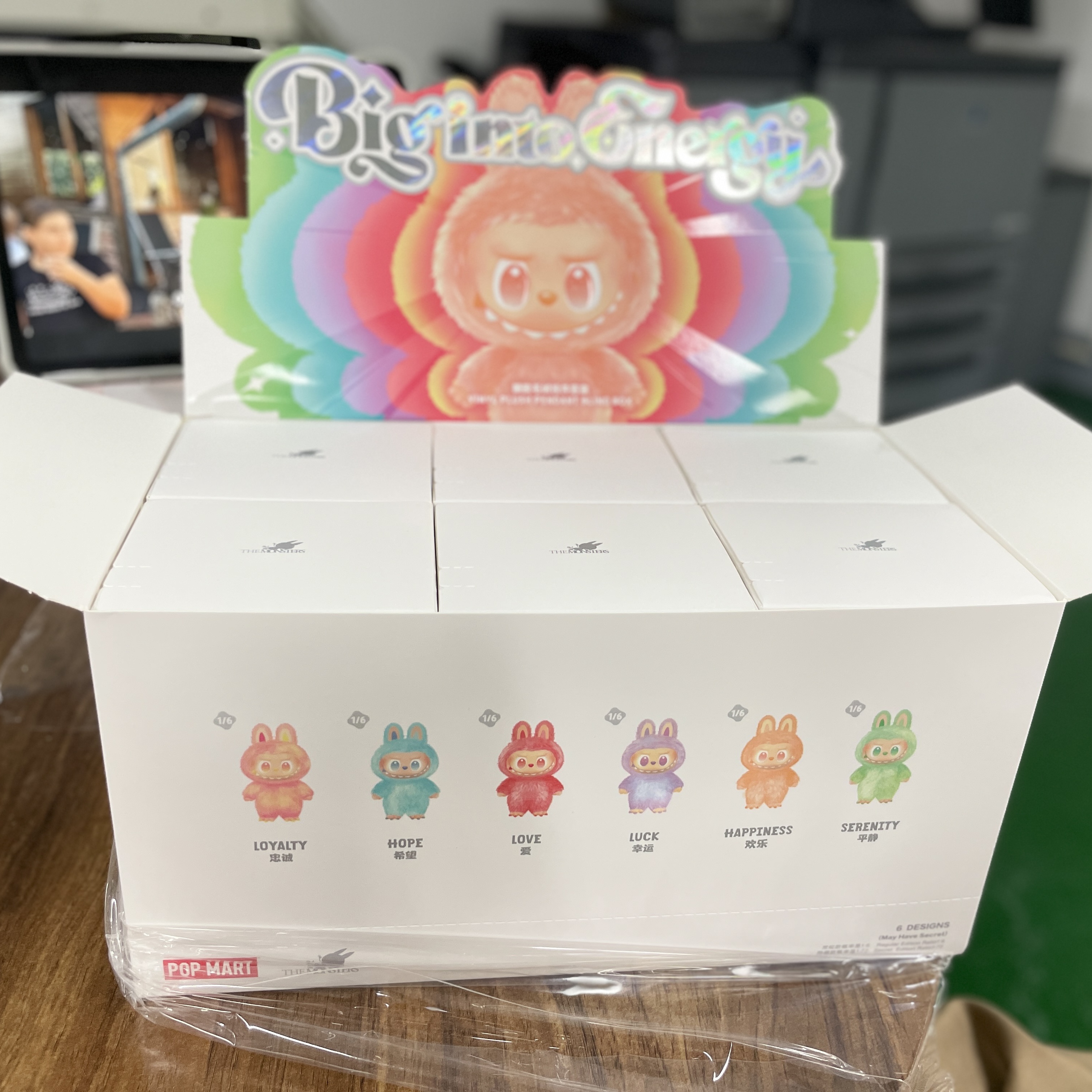 Pop Mart Labubu The Monsters Highlight Series Sealed Case (6 Blind Boxes) 착용 스타일 - 1