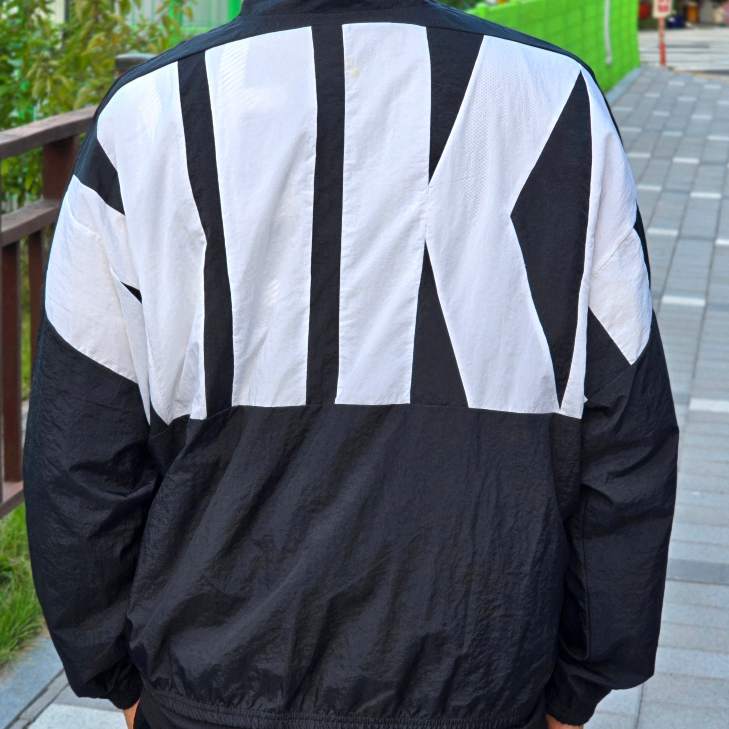 Nike Starting Five Jacket Black - Asia, Nike Starting Five Jacket Black - US/EU 착용 스타일 - 2