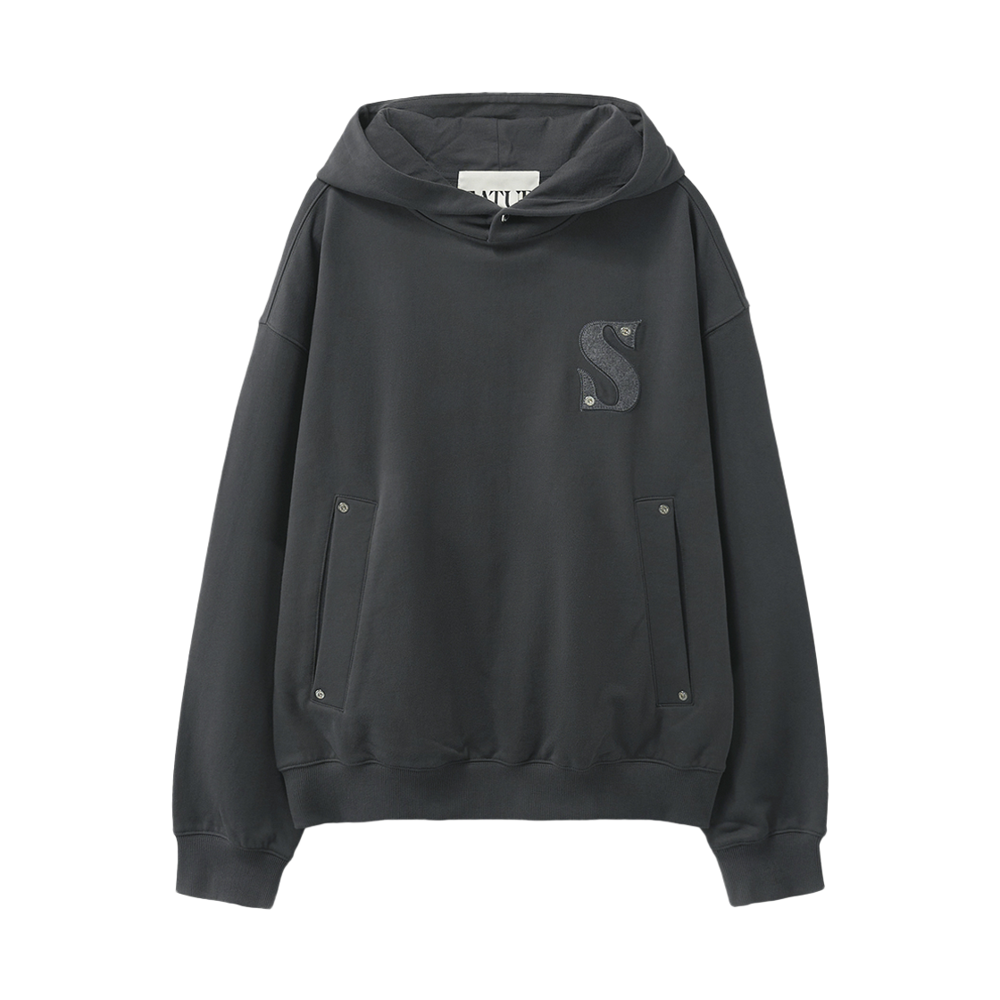 SA253UTH05CCL0 SATUR Small Rivet Applique Pocket Logo Hoodie Charcoal