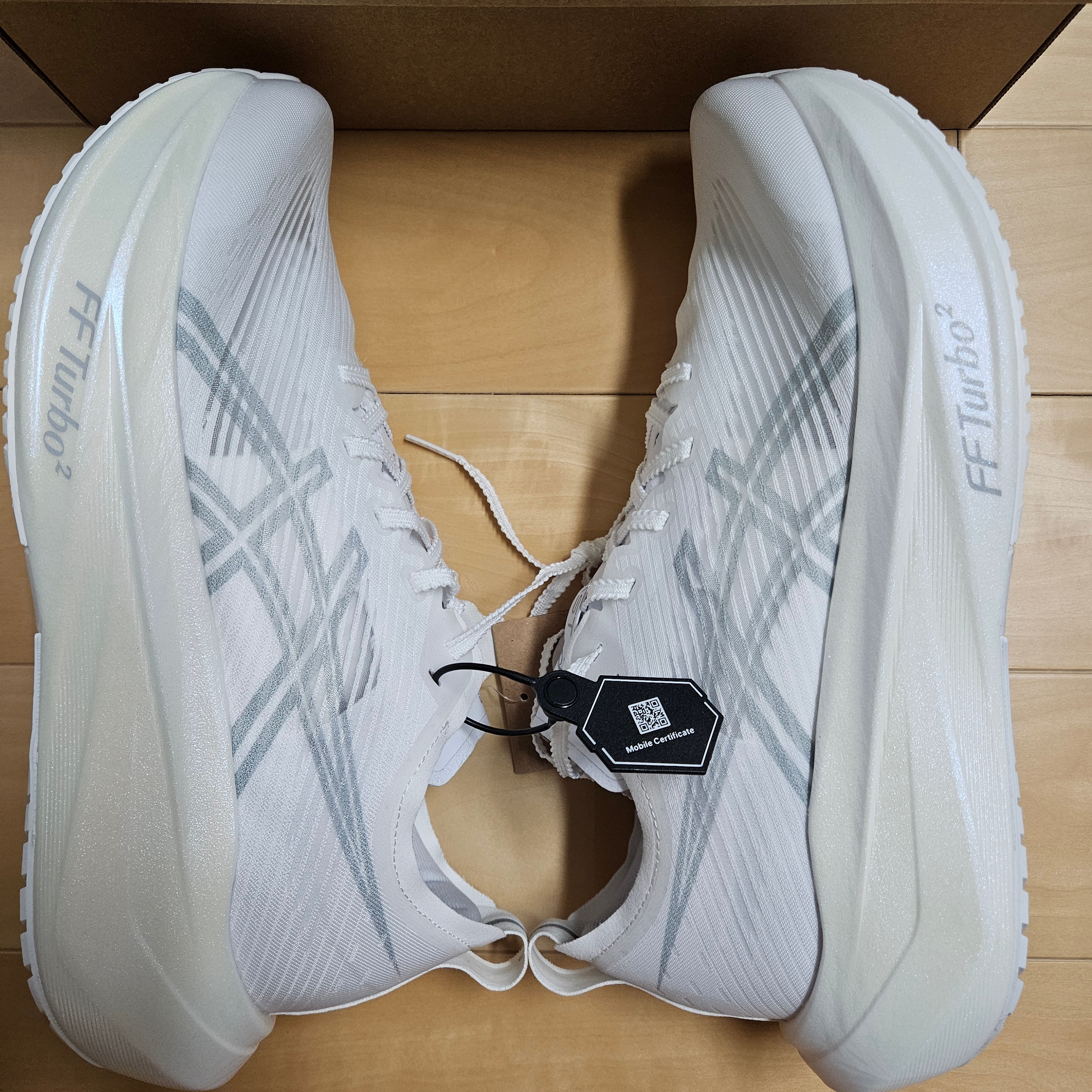 Asics Megablast White Piedmont Grey 착용 스타일 - 7