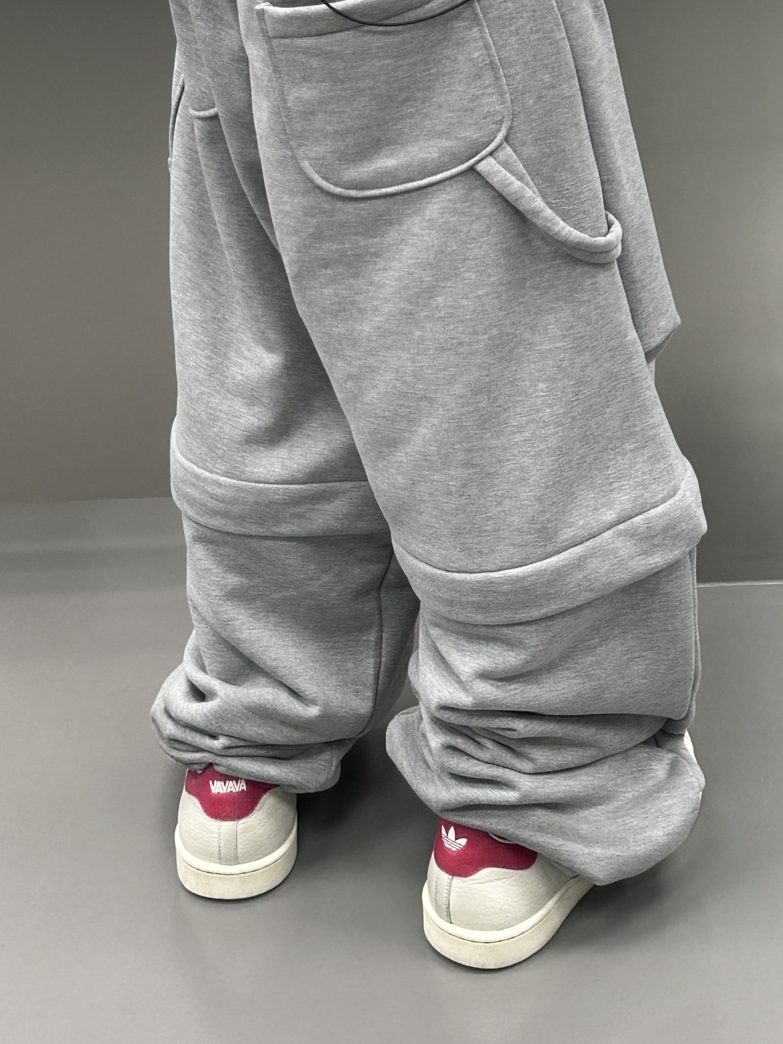 (W) Adidas x Avavav Superstar Crystal White Supplier Colour, MJD Detachable Carpenter Sweat Pants Melange Grey 착용 스타일 - 1