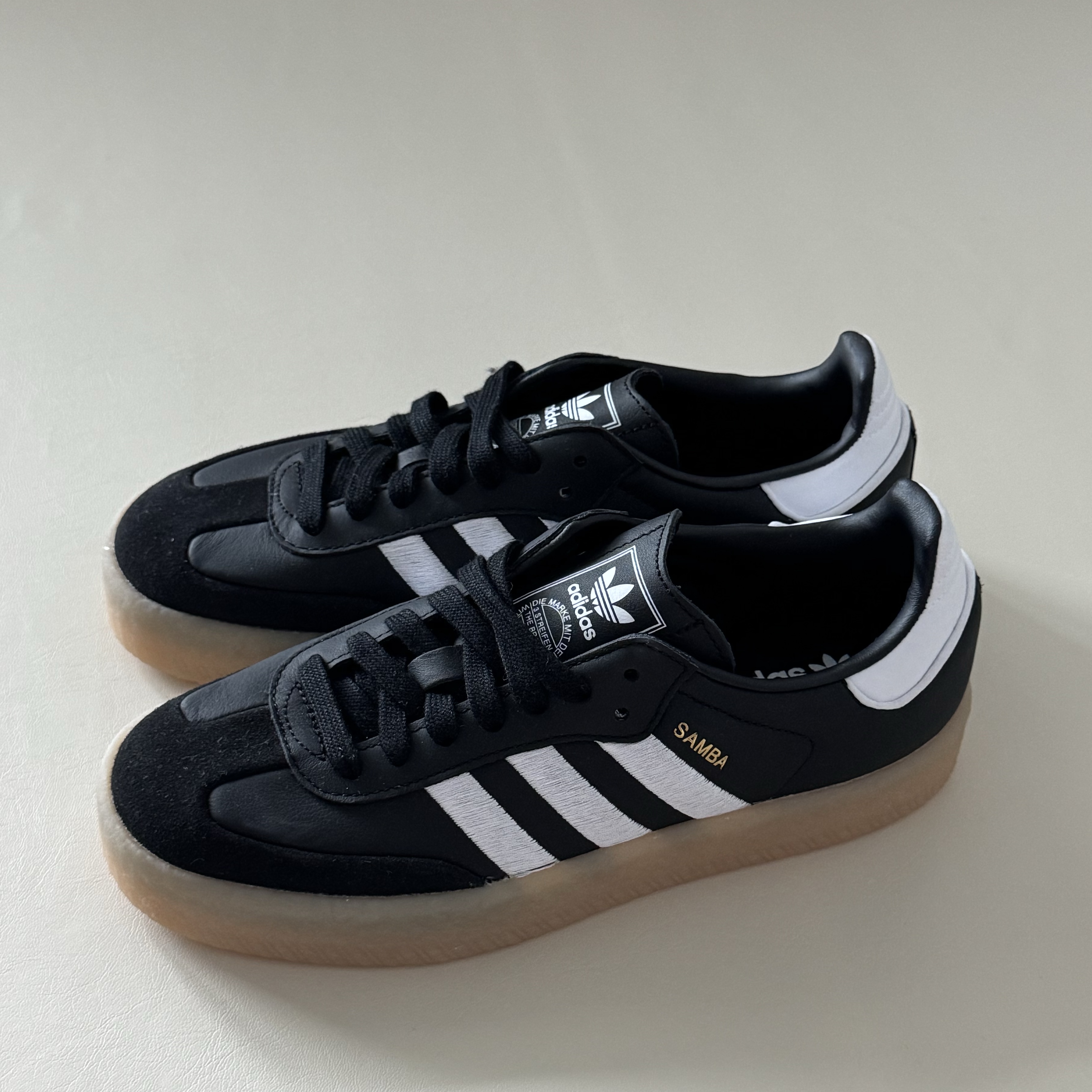 (W) Adidas Sambae Black White 착용 스타일