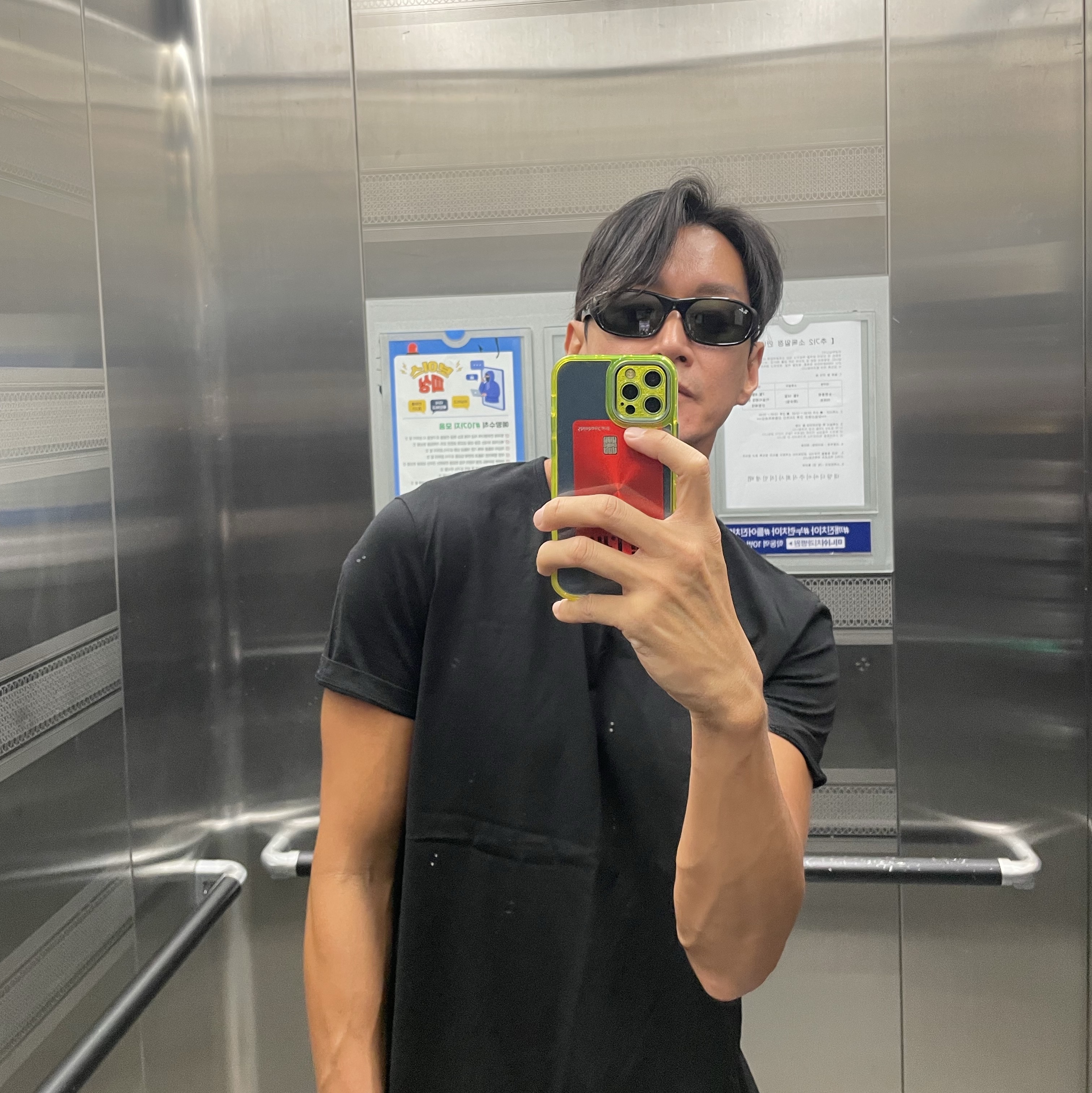 Ray-Ban DADDY-O II Polished Black Frame Green Classic G-15 Lenses 착용 스타일