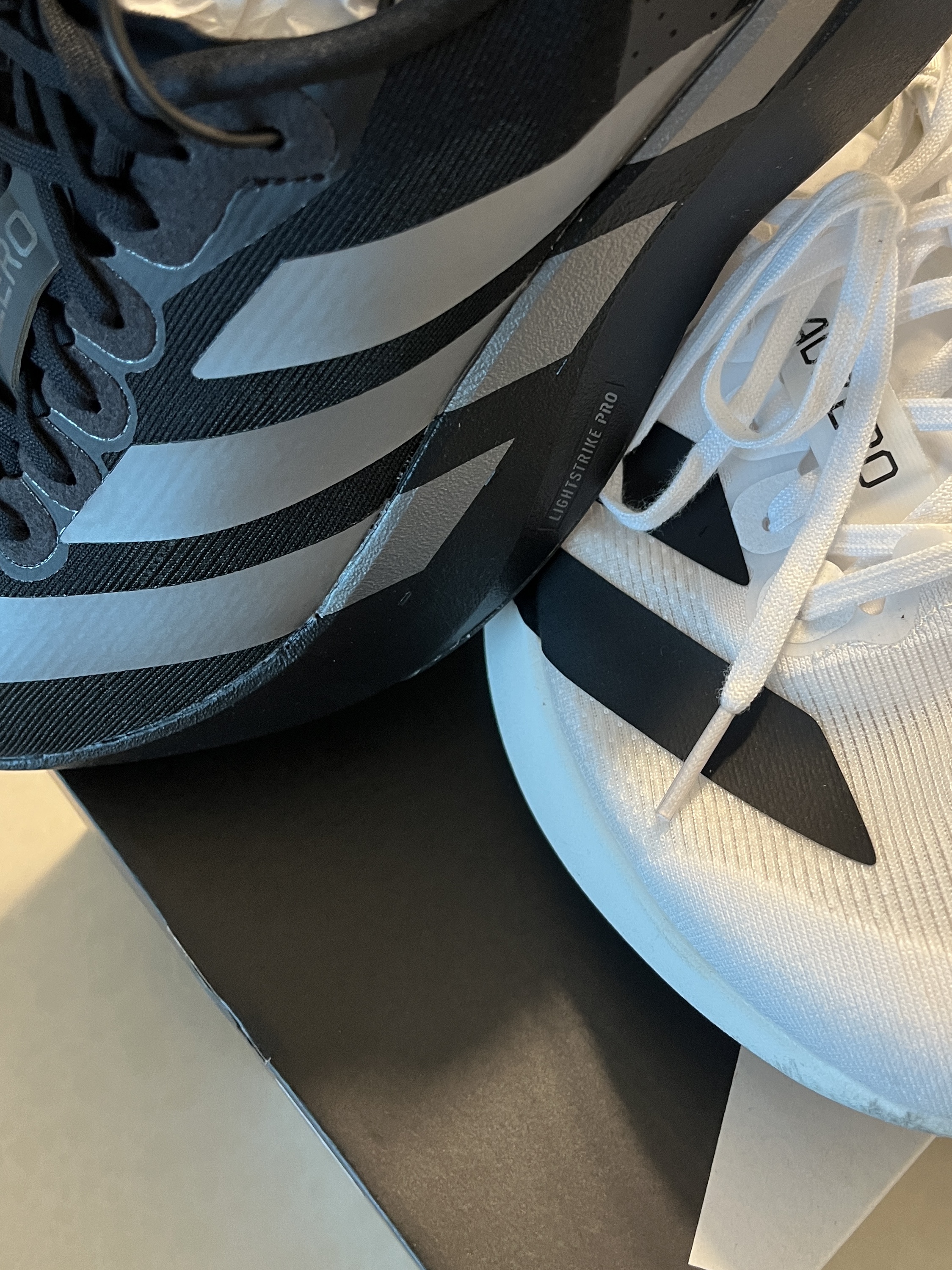(W) Adidas Adizero EVO SL Core Black Iron Metallic 착용 스타일 - 9
