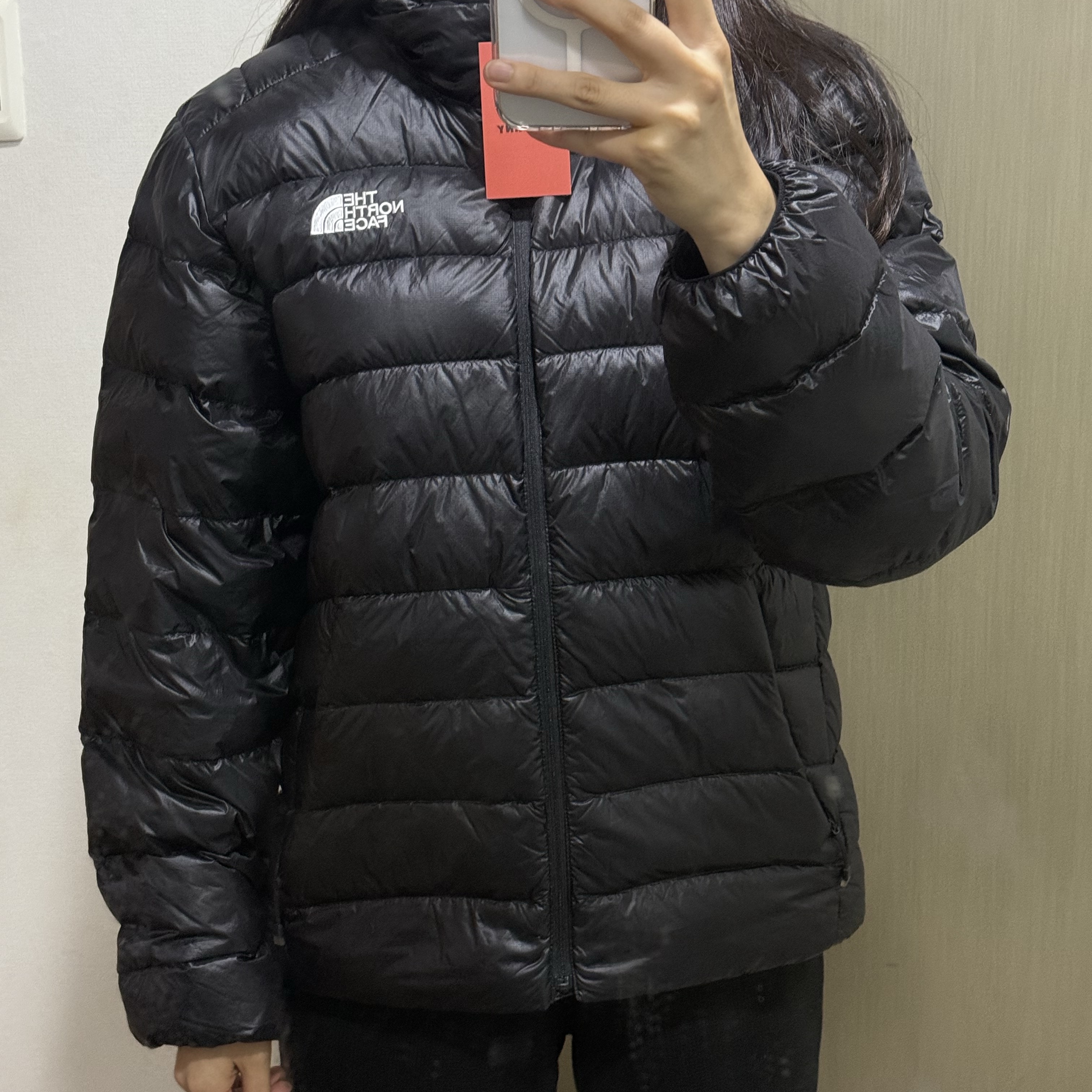 The North Face Matier EX RDS Down Hoodie Black, The North Face Ventus On Jacket Light Khaki 착용 스타일 - 4