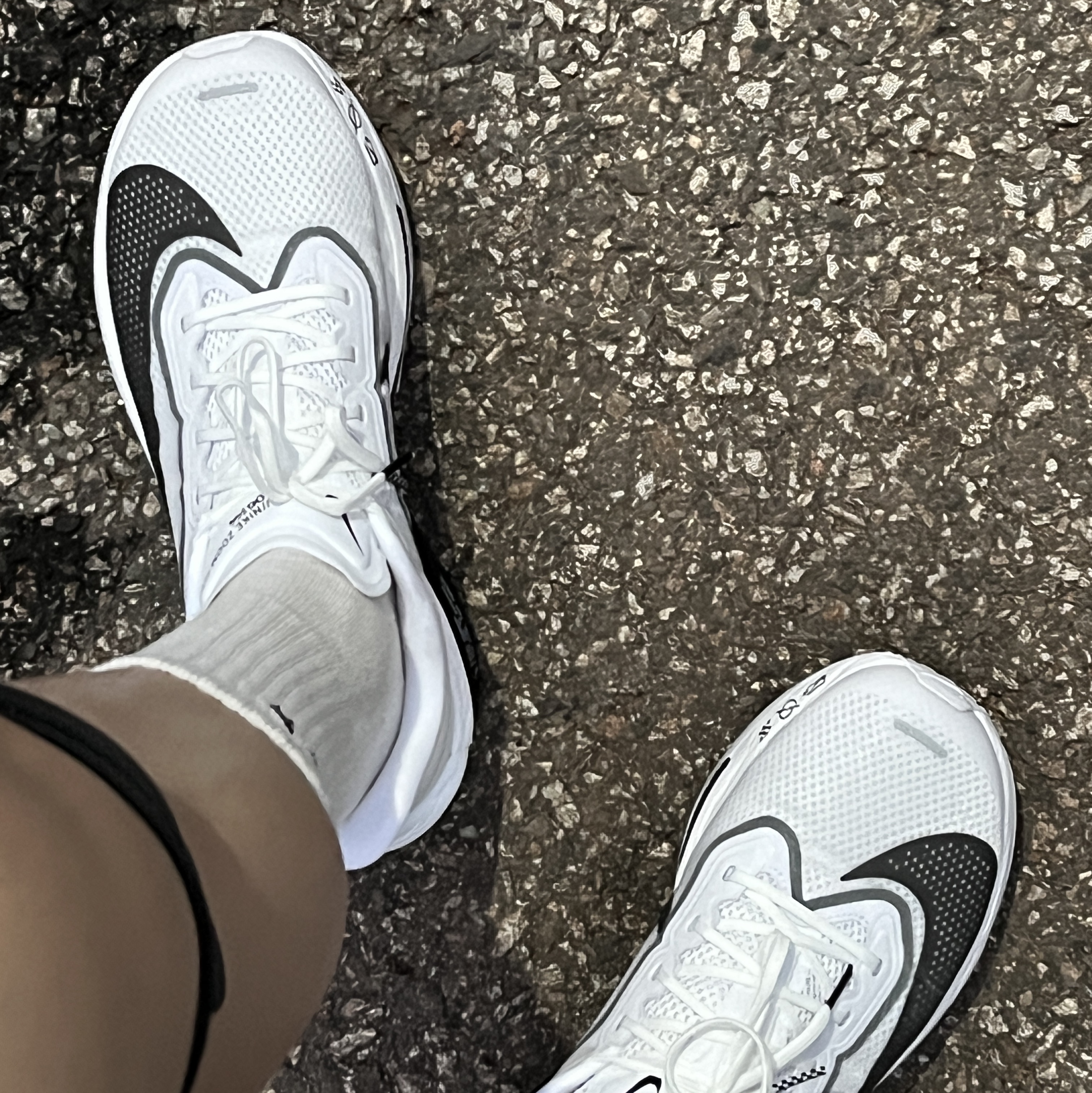 Nike Zoom Fly 6 White Smoke Grey 착용 스타일
