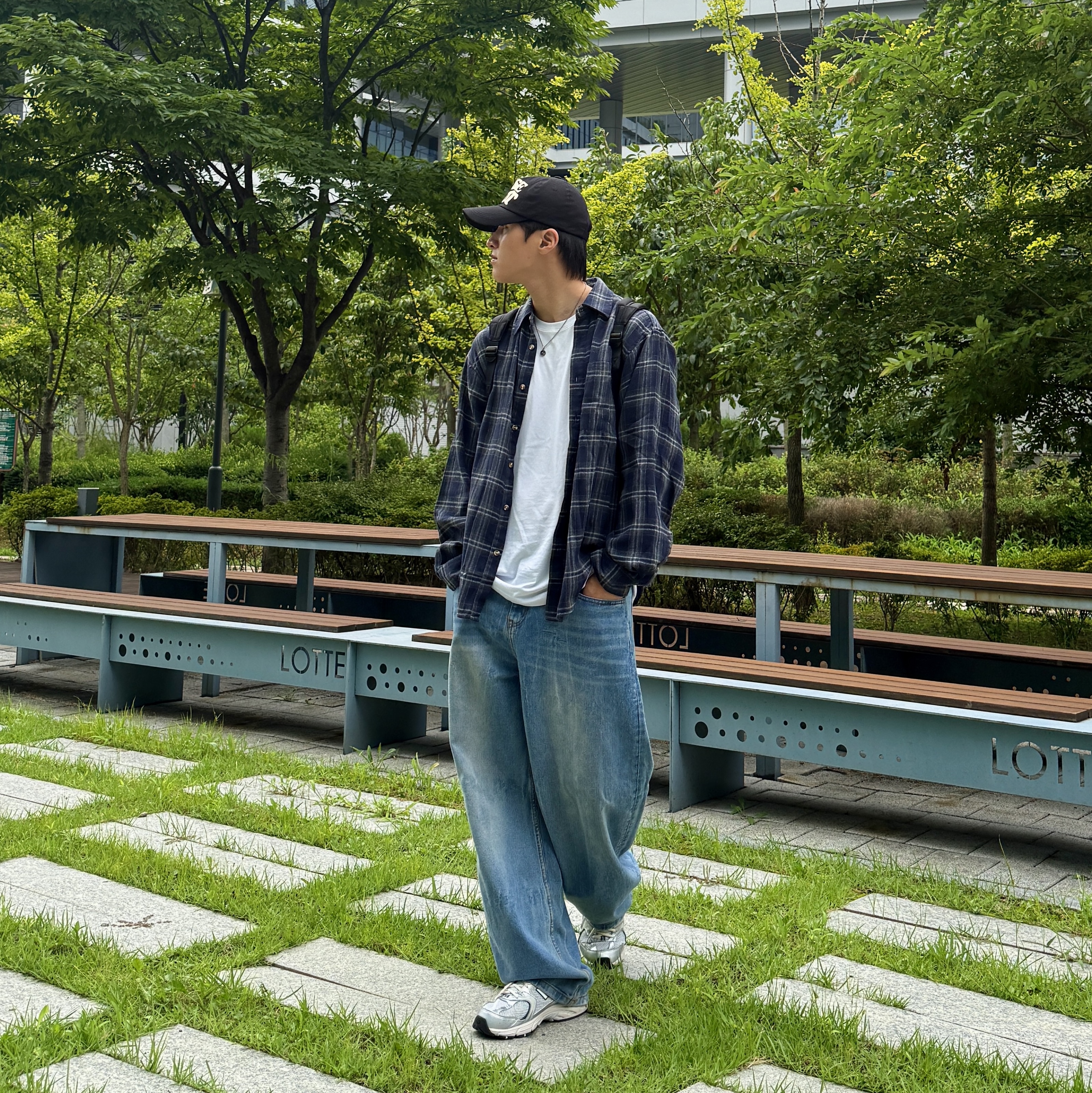 New Balance 530 Steel Grey 착용 스타일 - 2