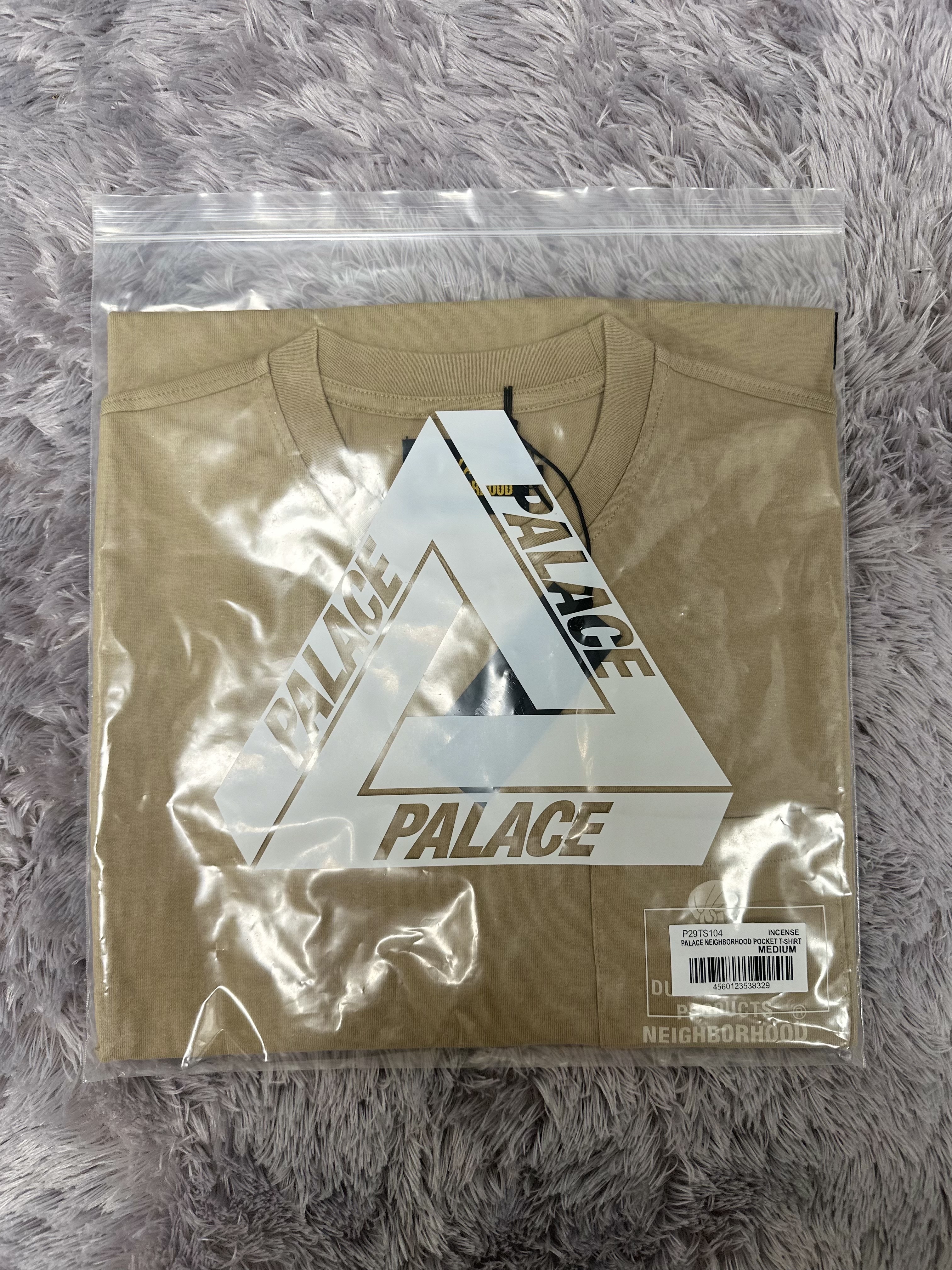 Palace x Neighborhood Pocket T-Shirt Incense - 25FW 착용 스타일 - 1