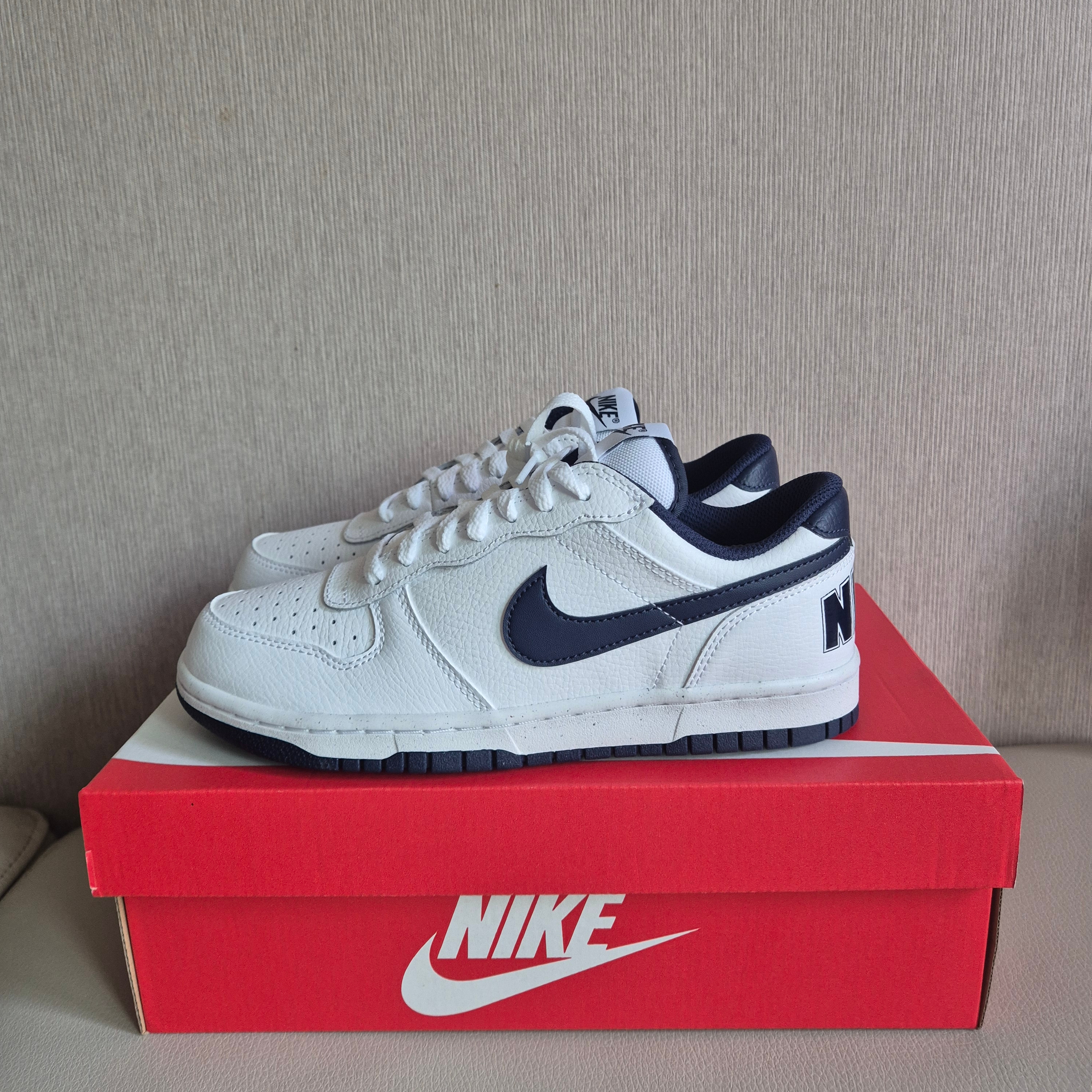 Nike Big Low White Midnight Navy 착용 스타일
