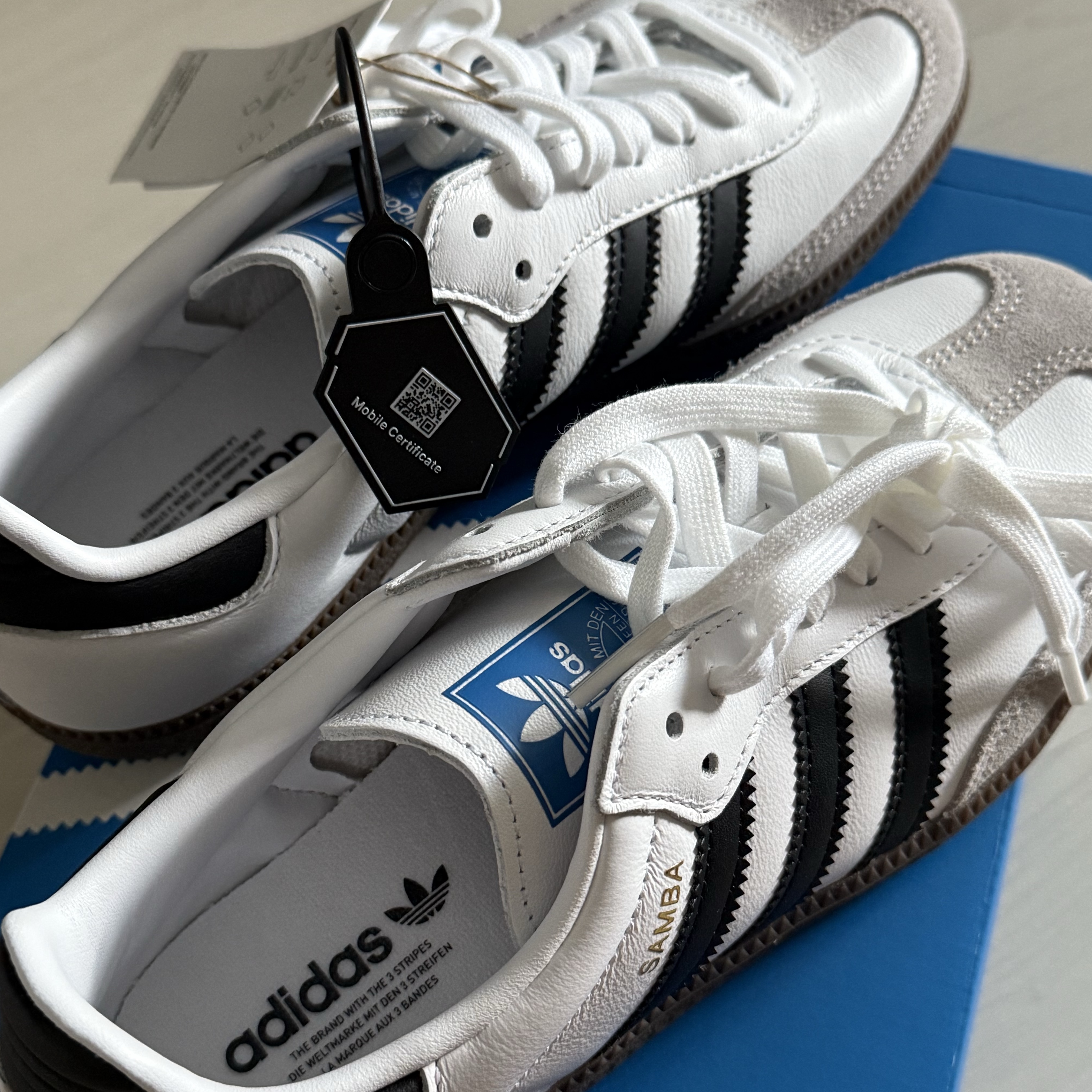Adidas Samba OG Cloud White 착용 스타일