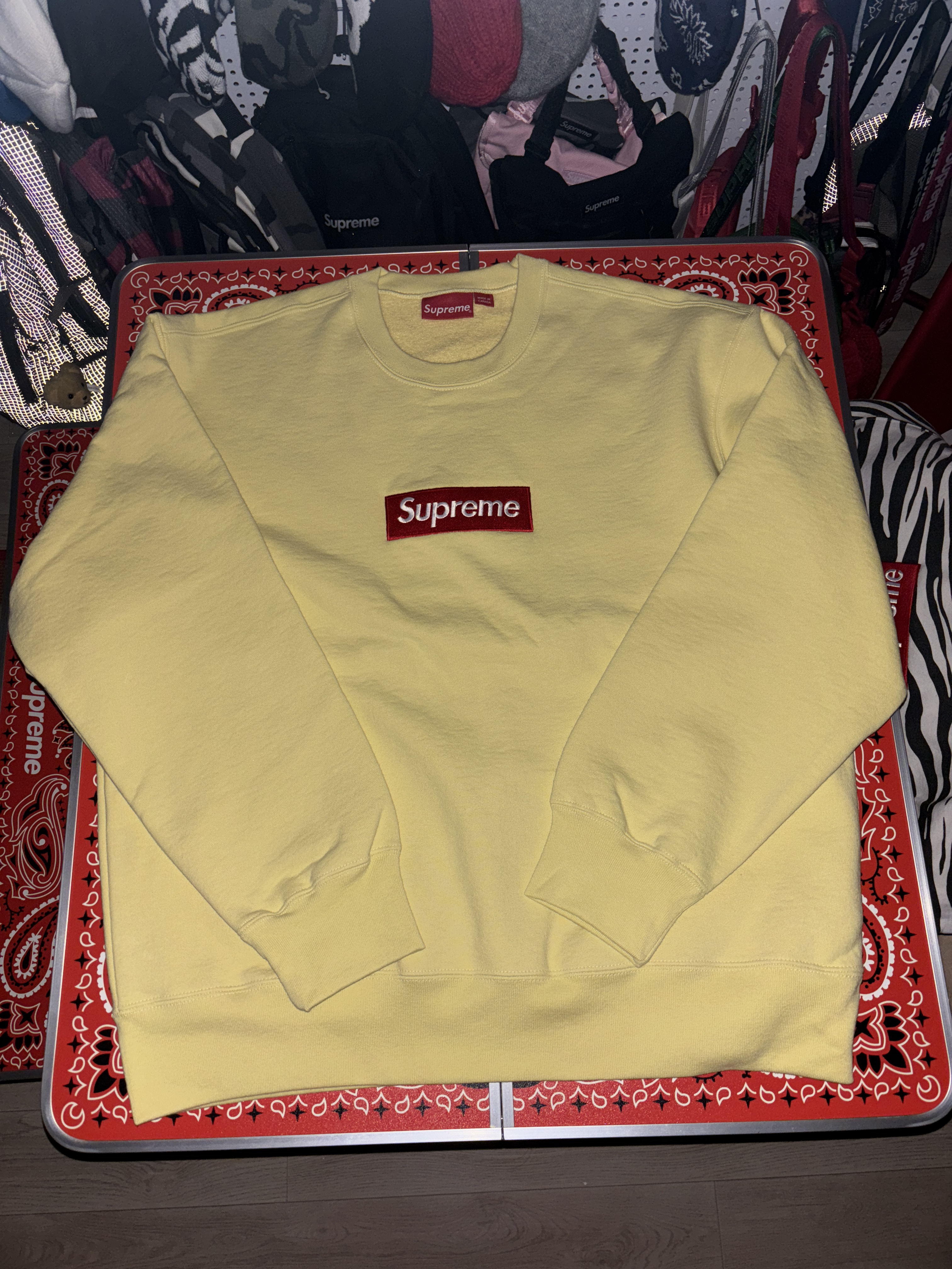 Supreme Box Logo Hooded Sweatshirt Navy - 24FW, Supreme Box Logo Hooded Sweatshirt Ash Grey - 23FW 착용 스타일 - 3